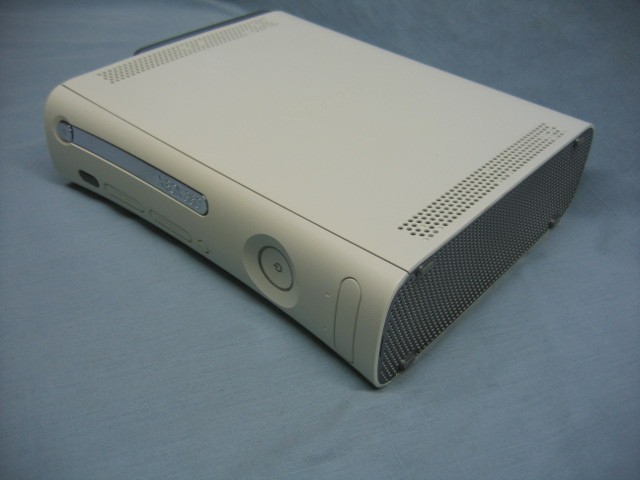 XBOX 360 20GB complete system — PERFECT!!