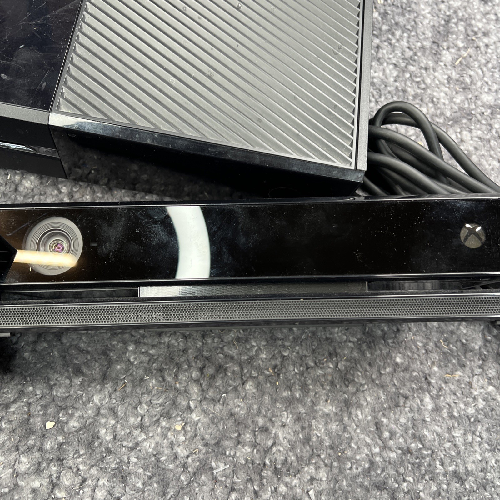 Microsoft Xbox One 500GB Console – Black W/ Kinect TESTED***