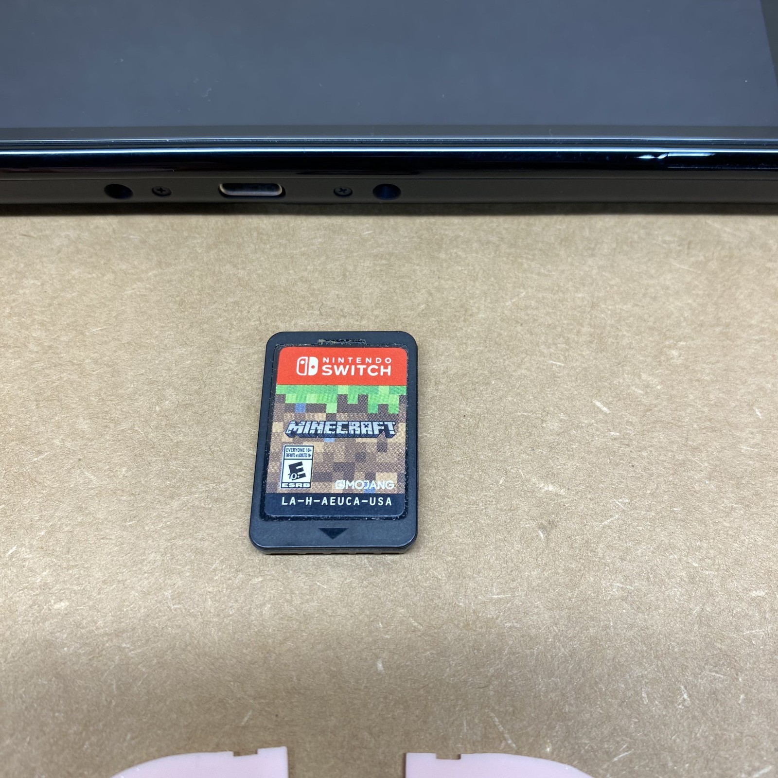 Nintendo Switch OLED Bundle 3 Controllers Animal Crossing Version Minecraft Game