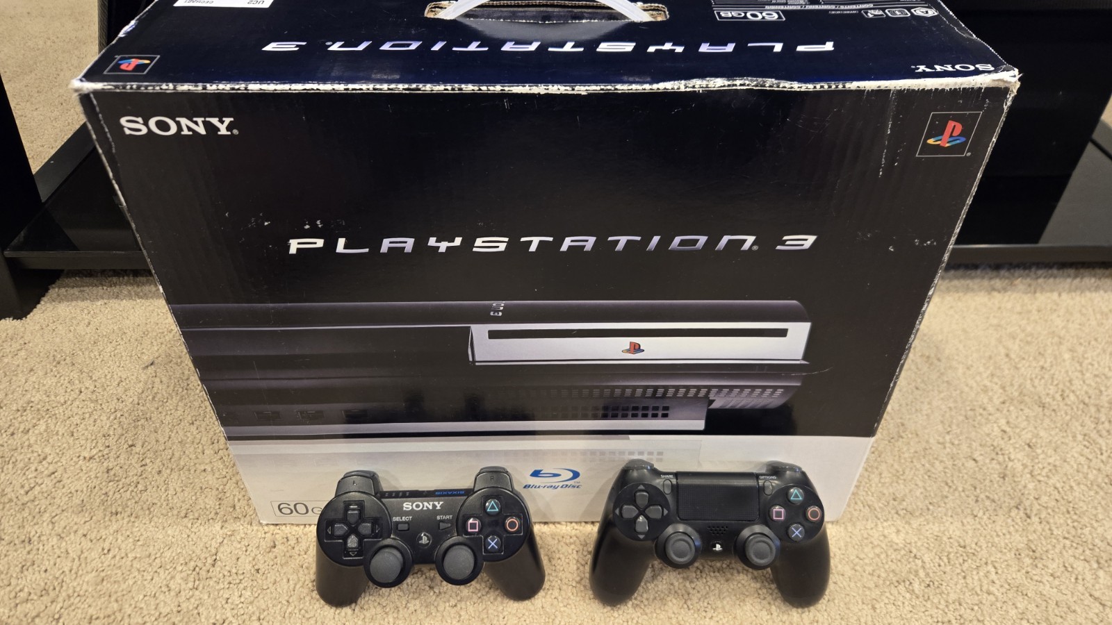 Sony PlayStation 3 60GB Piano Console – Black, 3 Controllers, CIB, CECH-A01