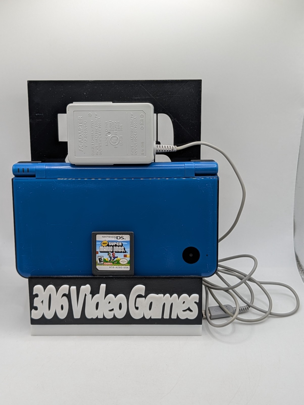 Nintendo DSi XL Blue Console Bundle w/ Charger & Mario DS Game UTL-001 USA READ