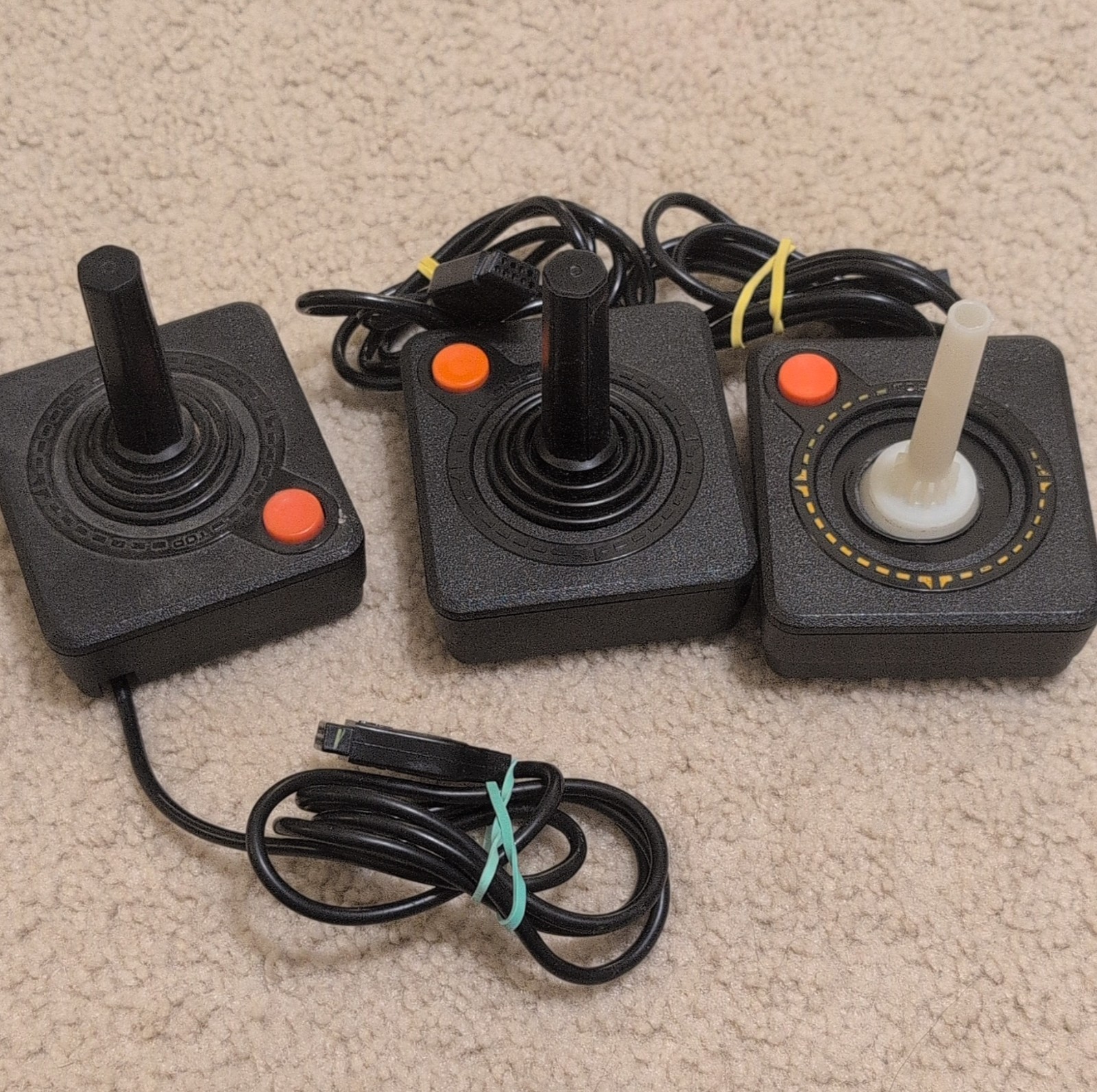 Atari 2600 Black Home Console RF with Joystick & Paddle Controllers (No Power)