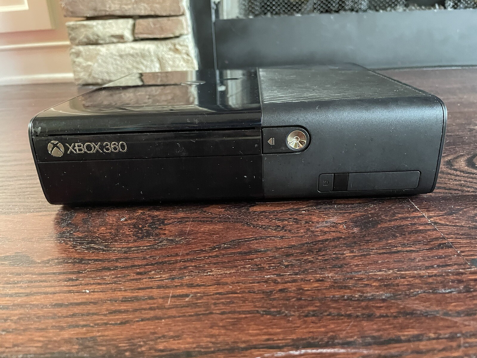 Microsoft Xbox 360 Console and Kinect sensor, black, used, good condition