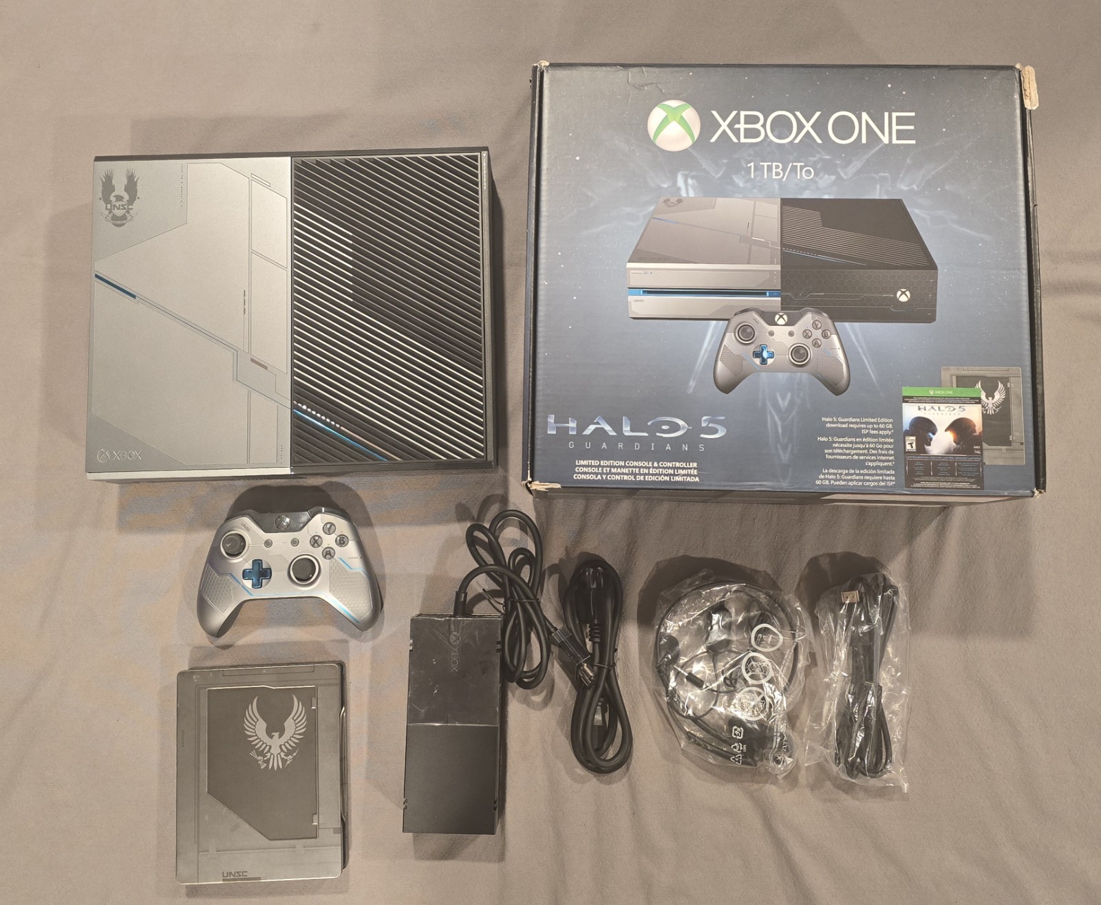 Microsoft Xbox One Halo 5 Guardians Limited Edition 1TB Console Bundle MostlyCIB