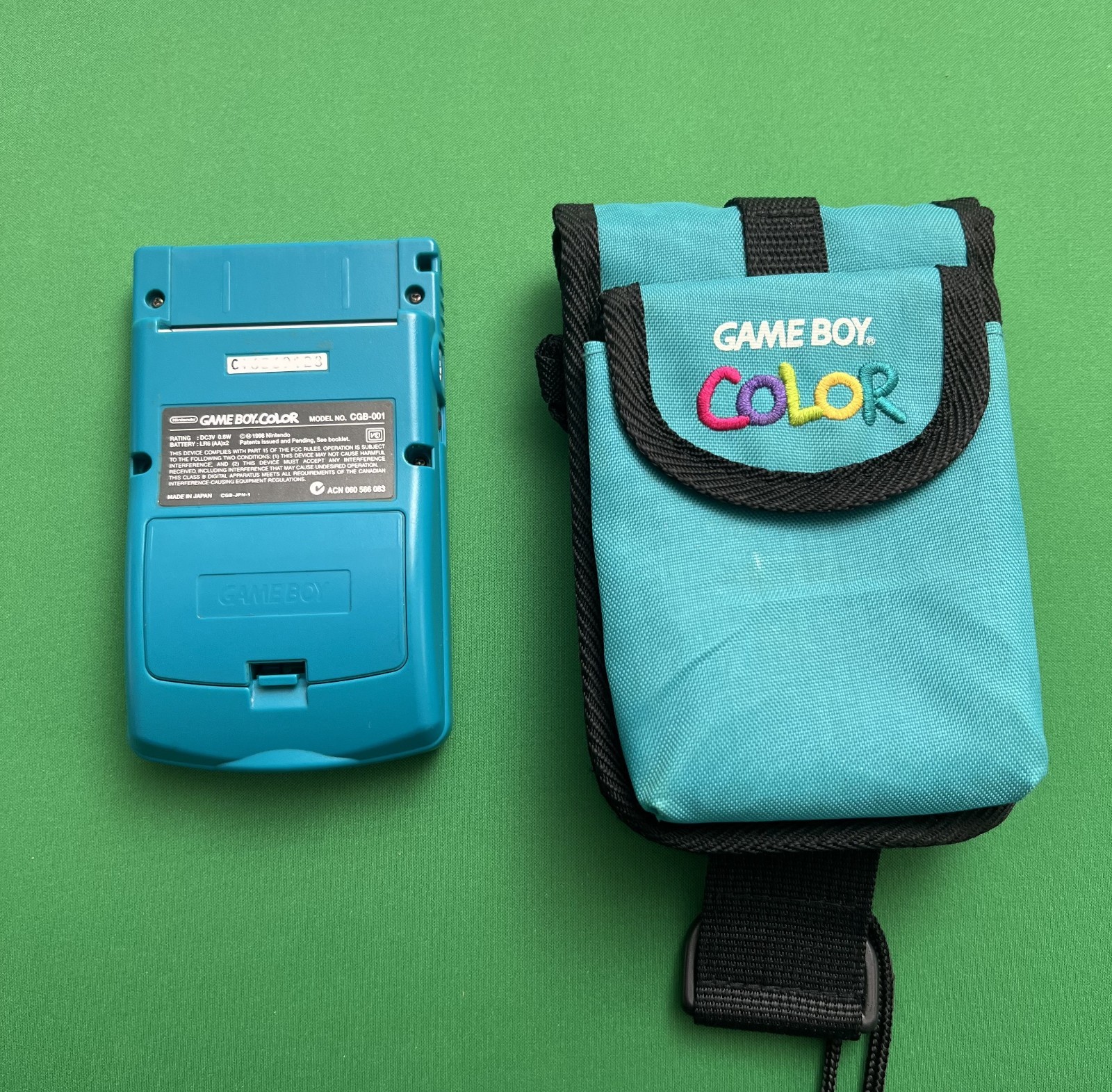 Nintendo Game Boy Color Handheld Game Console with Matching Case – Teal Nice