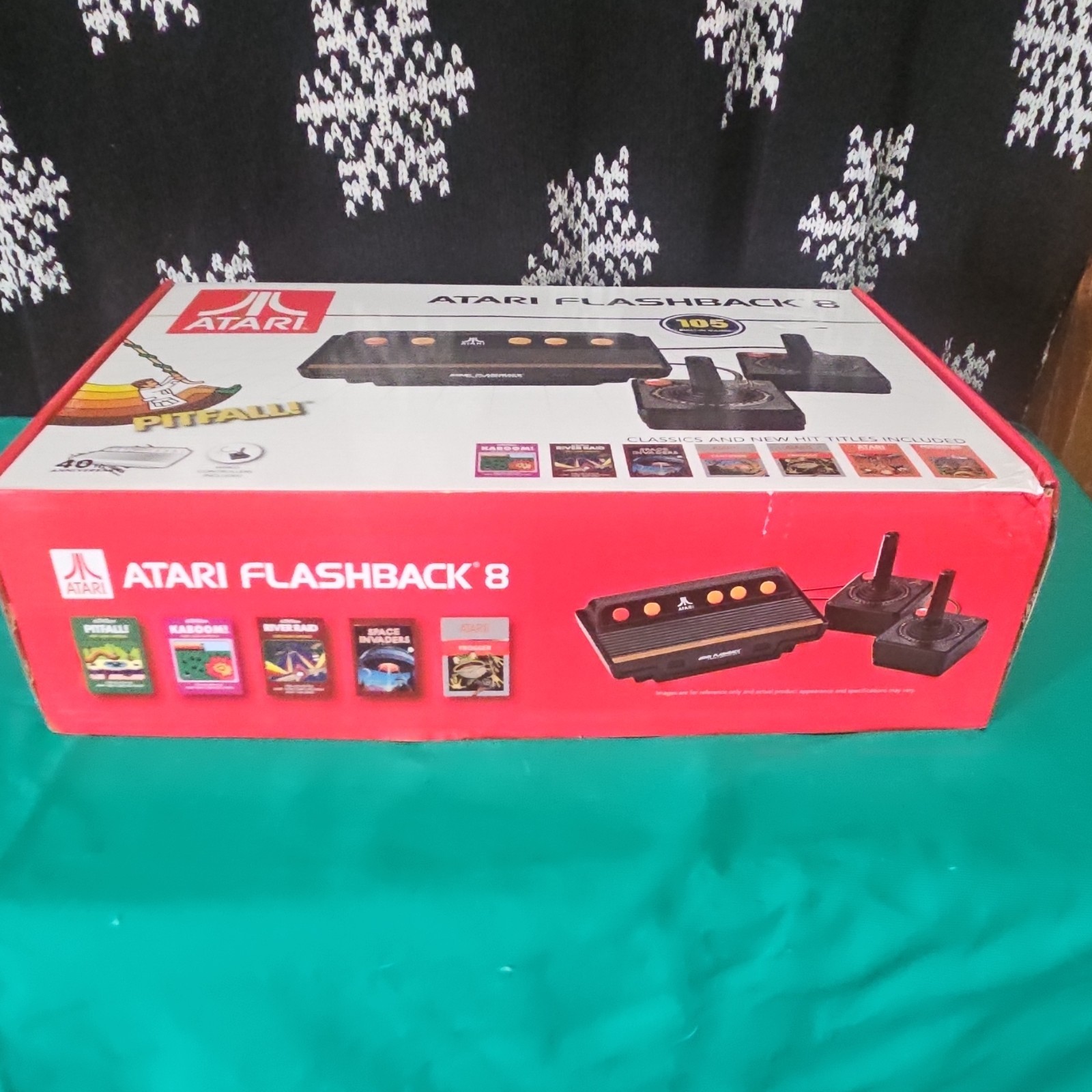 Atari Flashback 8 Plug N Play Console 105 Games Two Wired Controllers