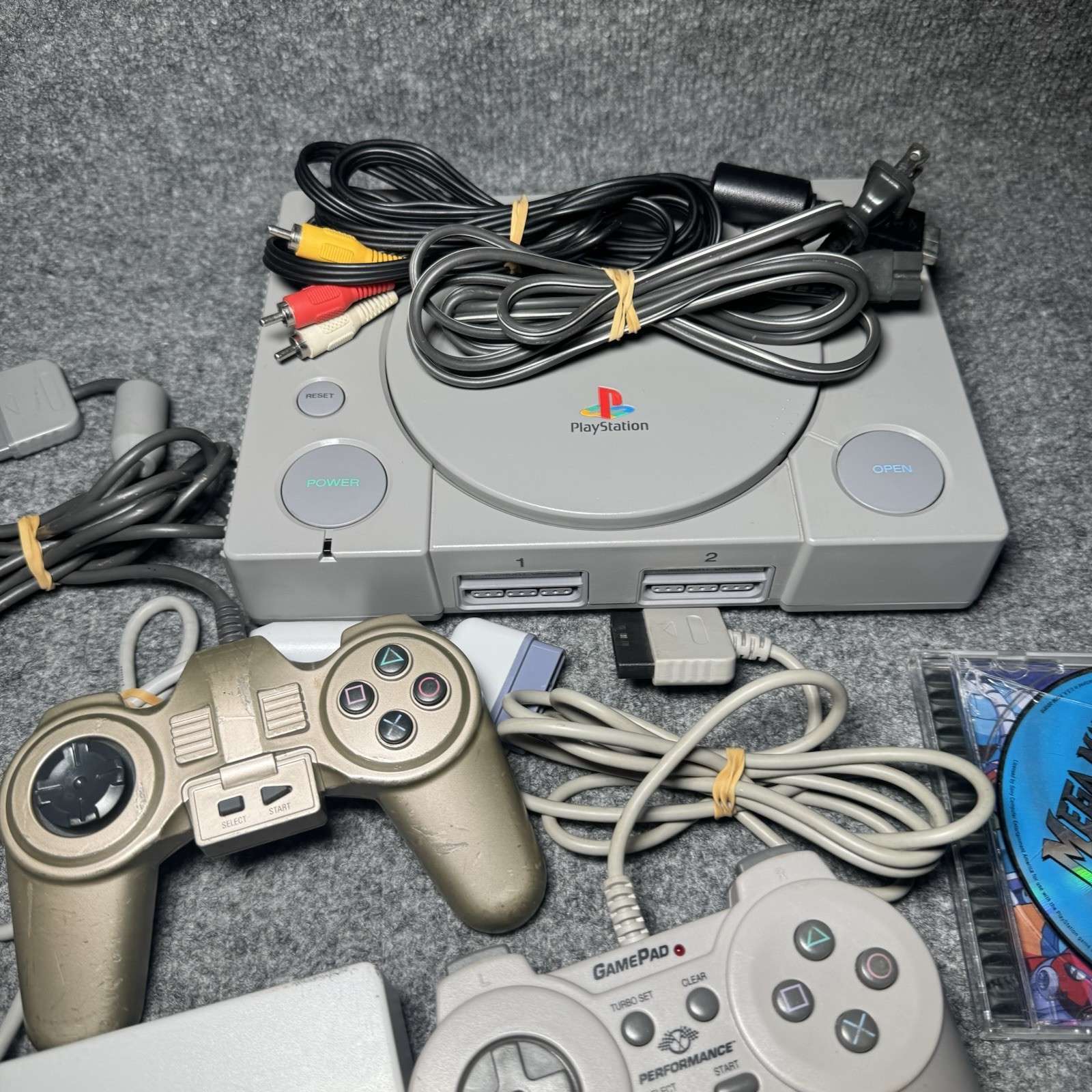 Sony PlayStation PS1 Console Bundle Controls, Game, Multitap, Memory Card TESTED