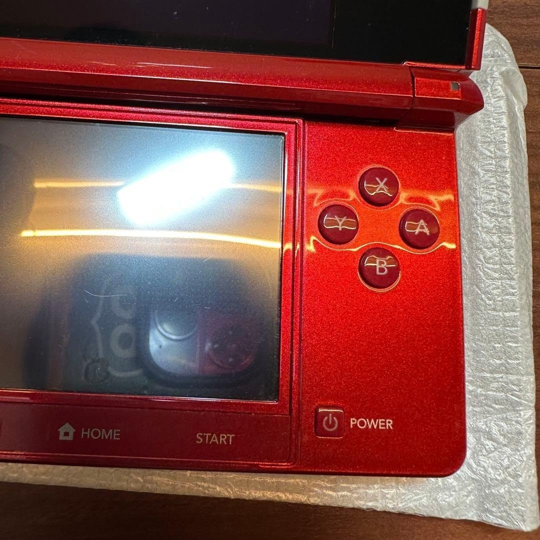 Nintendo 3DS Metallic Red 5233 From Japan