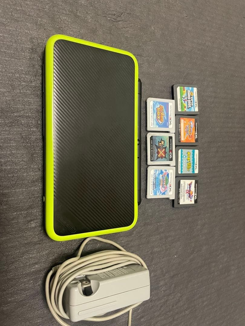 3DS/2DS/DS New 2Ds Ll Black/Green With Soft Japan