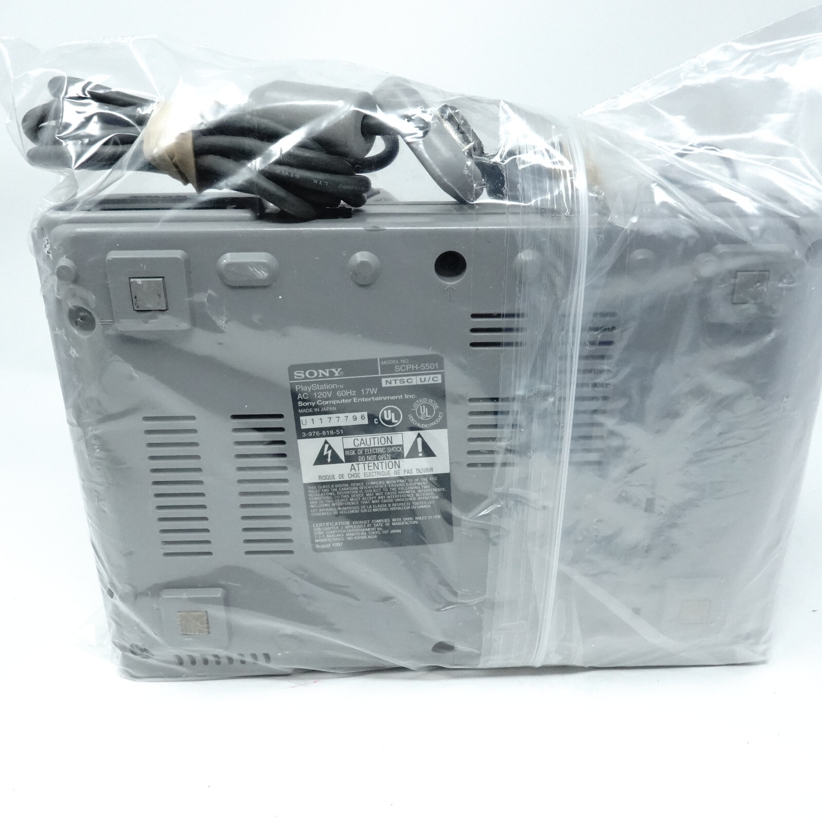 Sony PlayStation (SCPH-5501) +2 Controllers +All Cables +2 PS1 Black Label Games