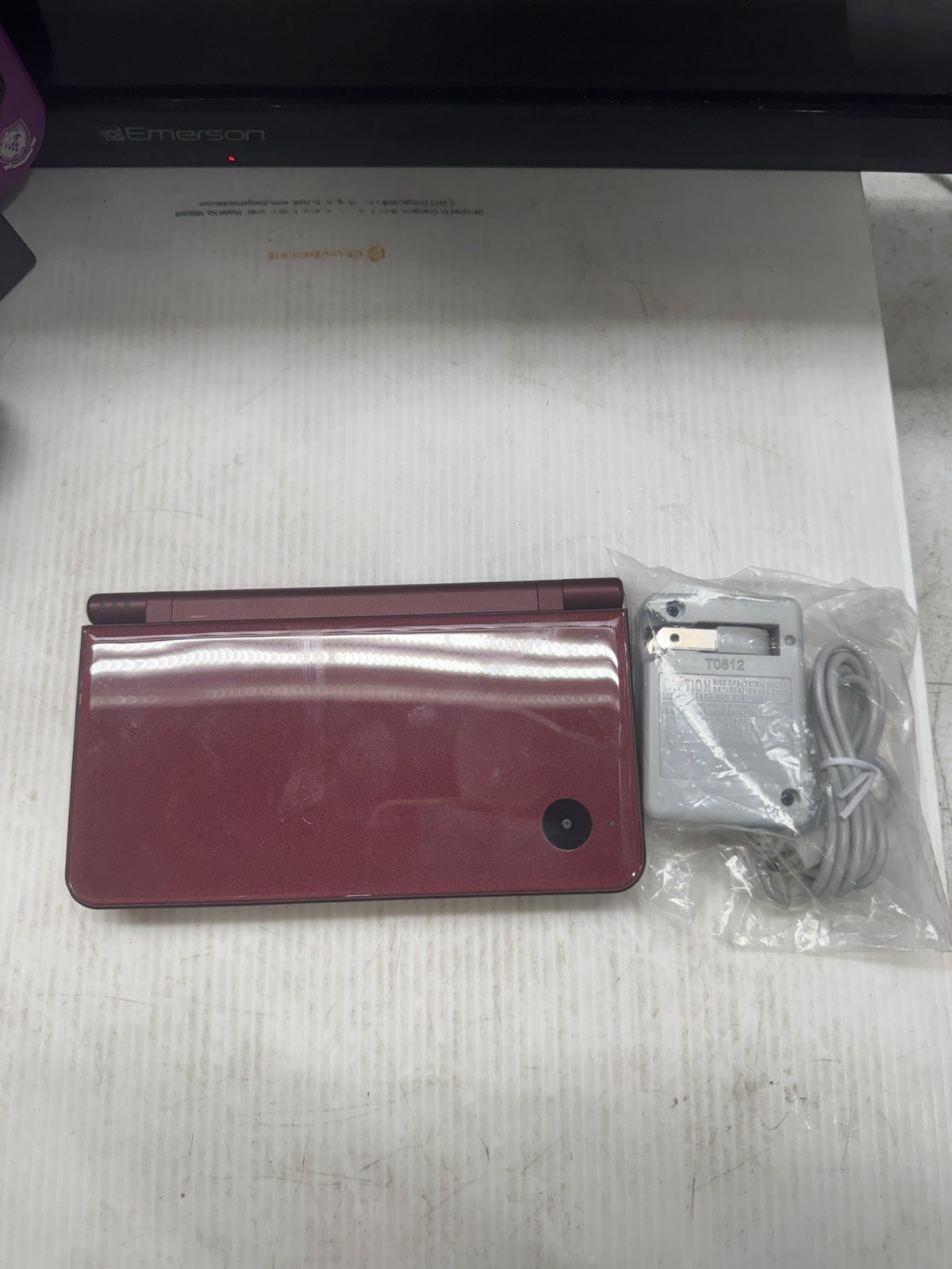 Nintendo DSi XL – Burgundy Handheld Console