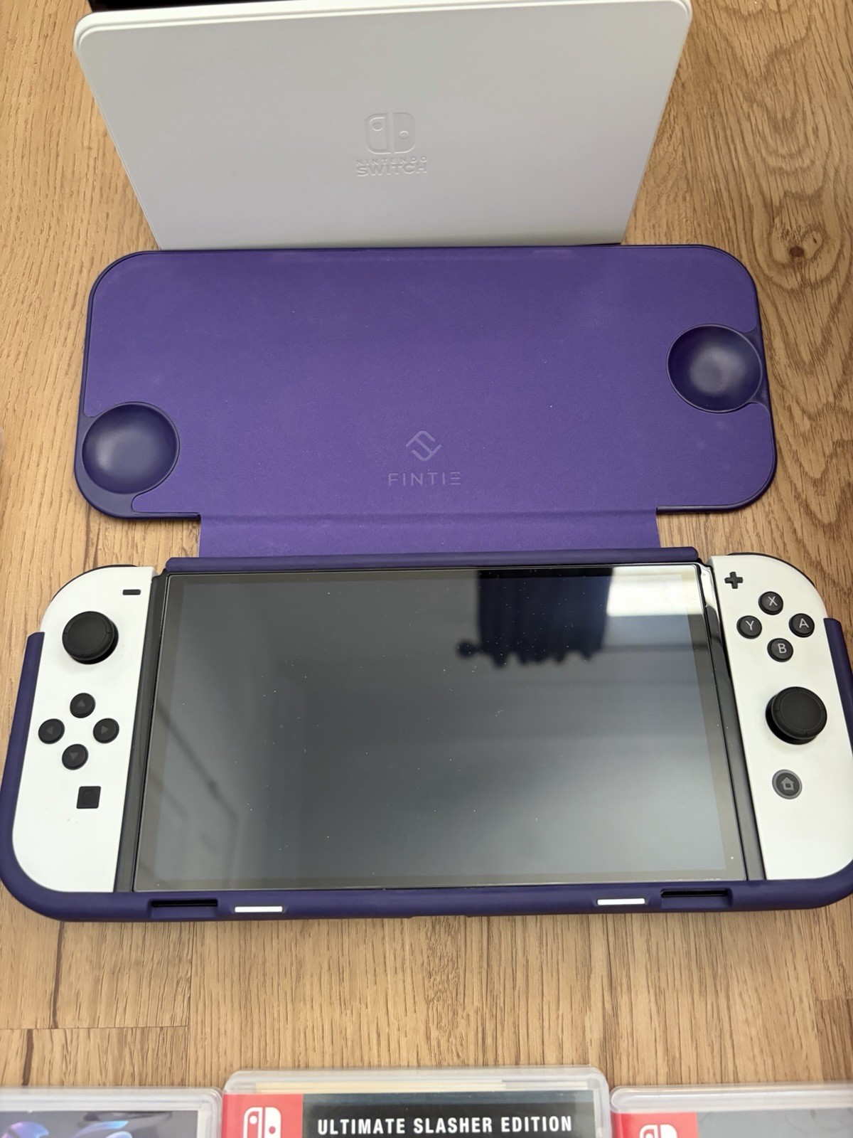 Nintendo Switch OLED White Bundle – 6 Games, Controller, Case – Near Mint in Box