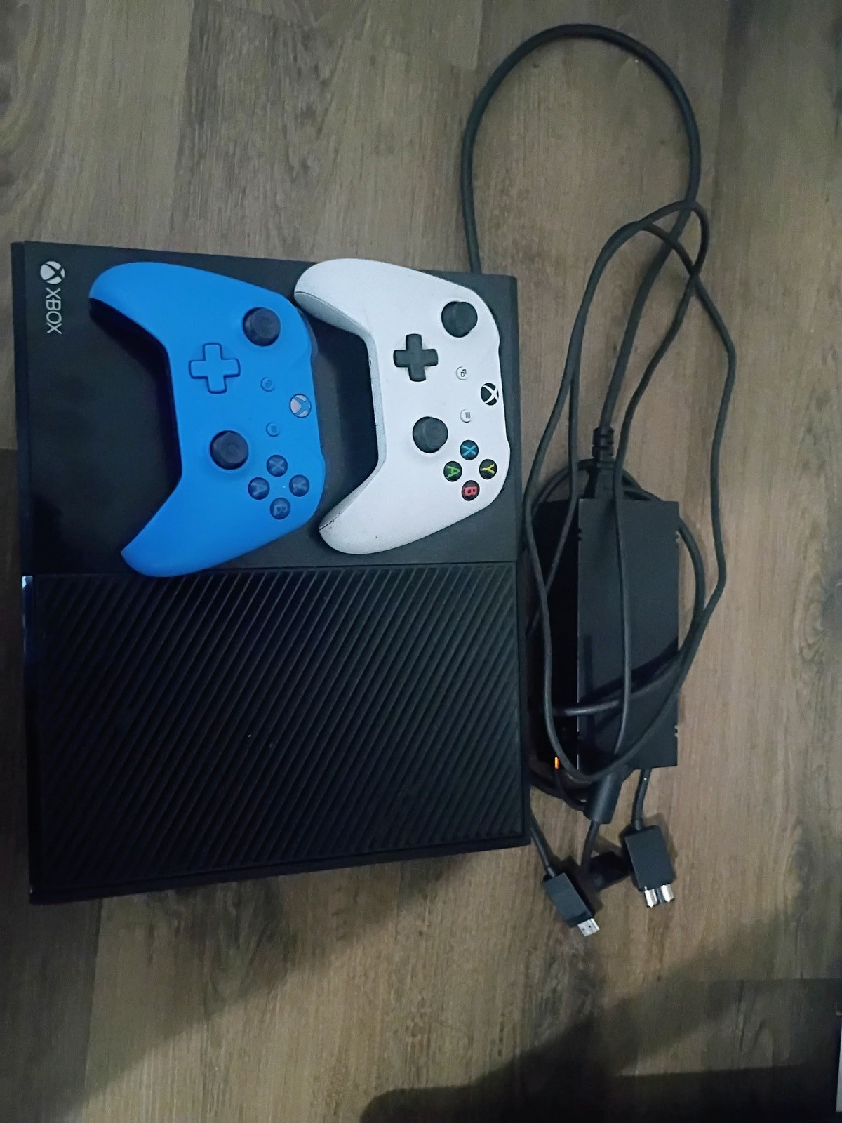 * Microsoft Xbox One 500GB Black Console – 1 Year Warrany!