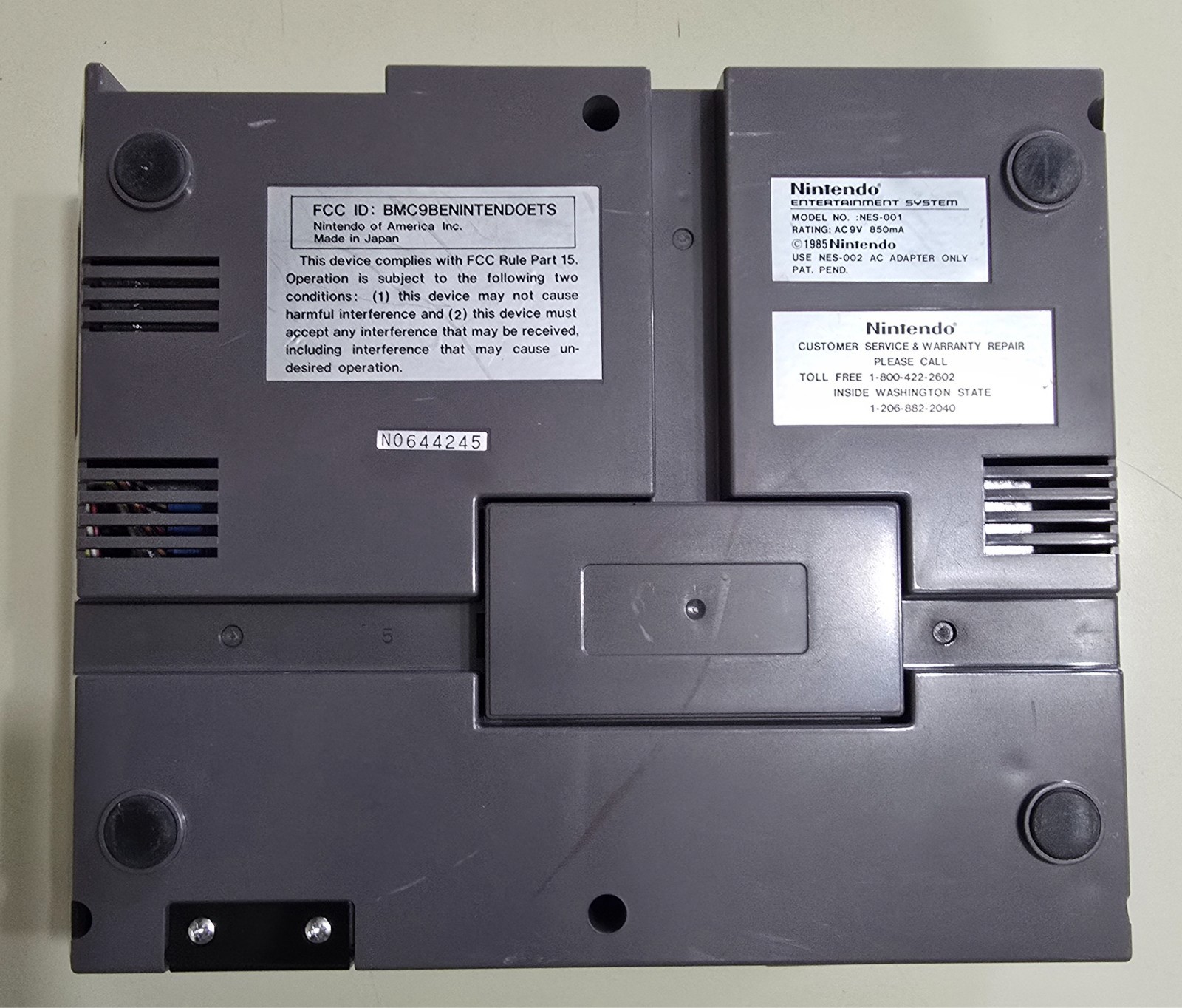 Nintendo Entertainment NES Console NES-001 System Powers On **Untested Operation