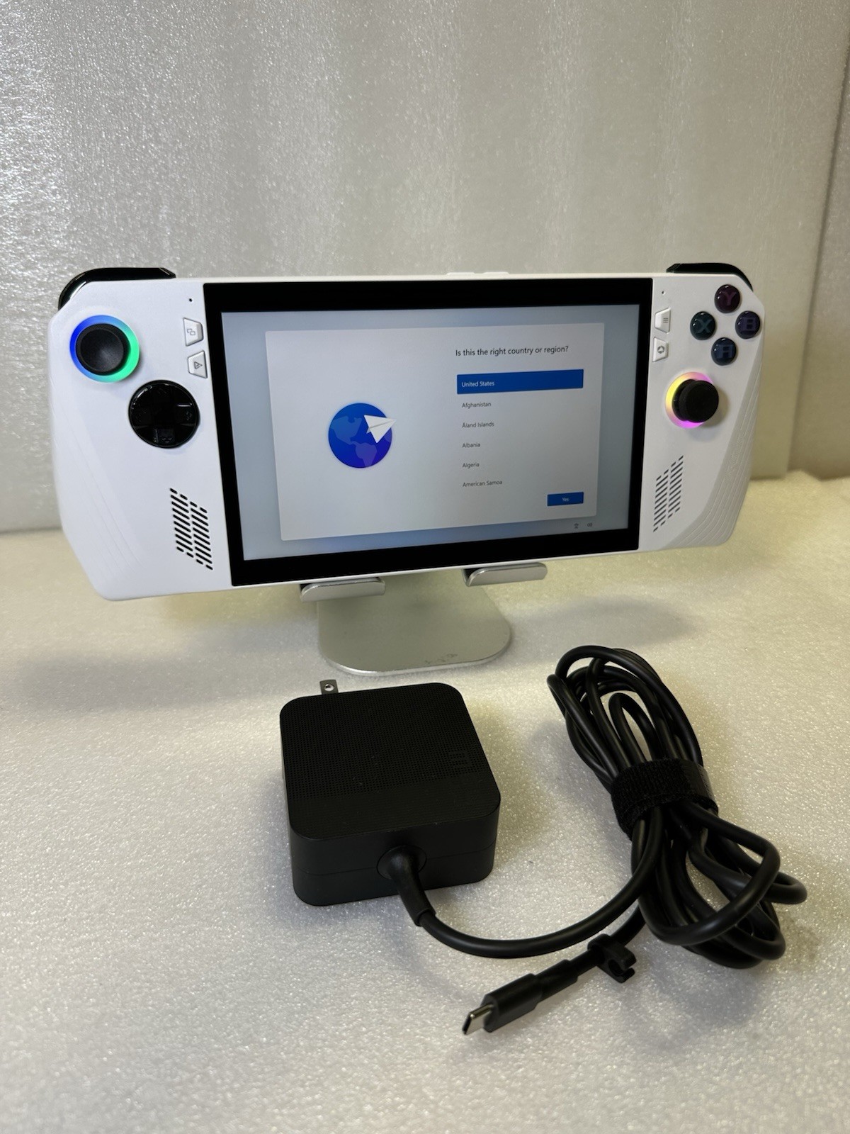 ASUS ROG Ally 512 GB Handheld System – White