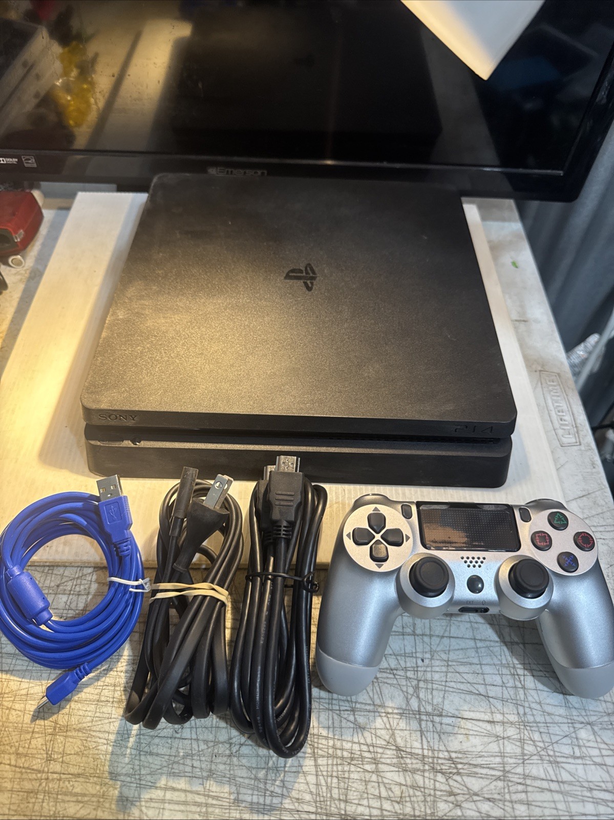 Sony PlayStation 4 Slim 1tb Console Ps4 Black CUH-2115B + Cords – Flawed Plastic
