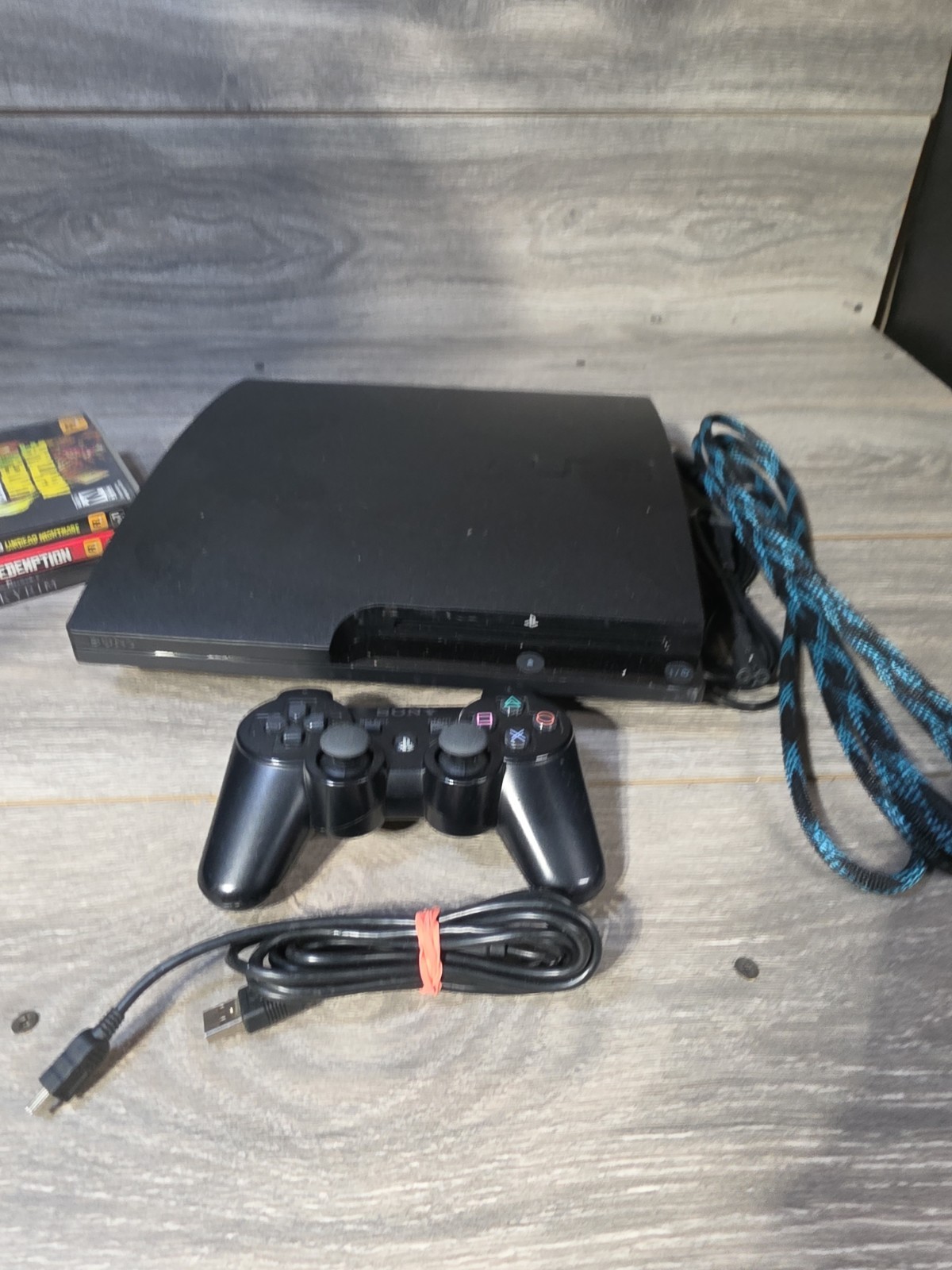 Sony PlayStation 3 Slim PS3 Console CECH-3001A W/ 3 Games & Controller Tested