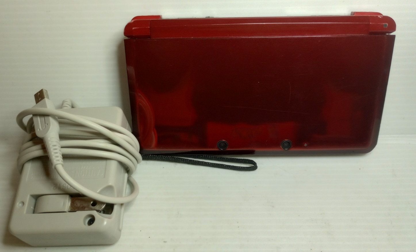 Nintendo 3DS Handheld System – Flame Red | Working | A Few Bright Pixels
