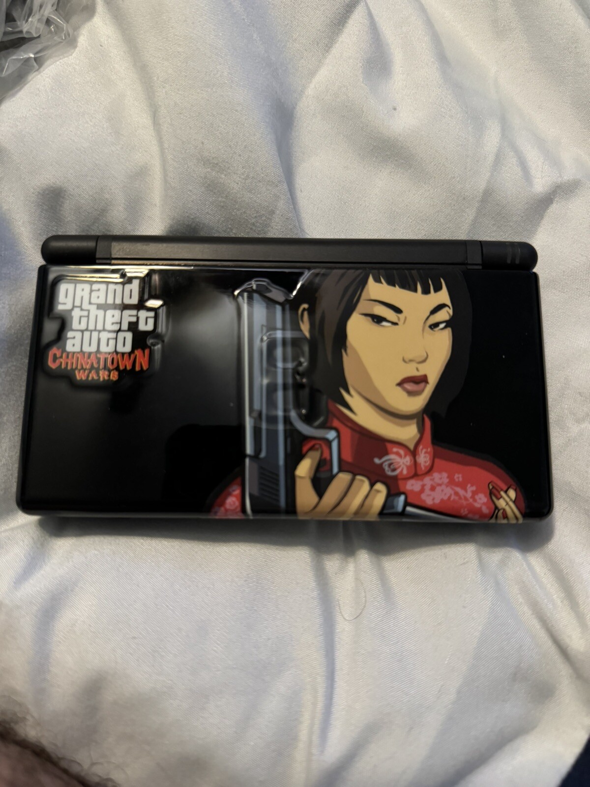 Nintendo DS Lite & Game boy Advance 1 Of A Kind Grand Theft Auto Chinatown Wars