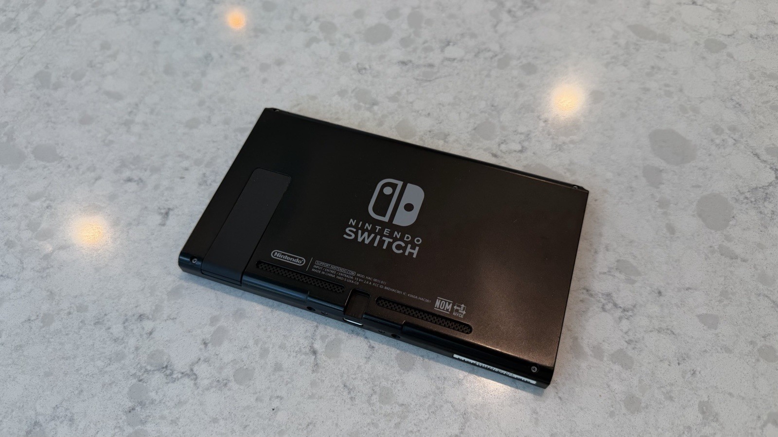 Nintendo Switch – Complete with Accessories in Original Box (2019/Revised Model)