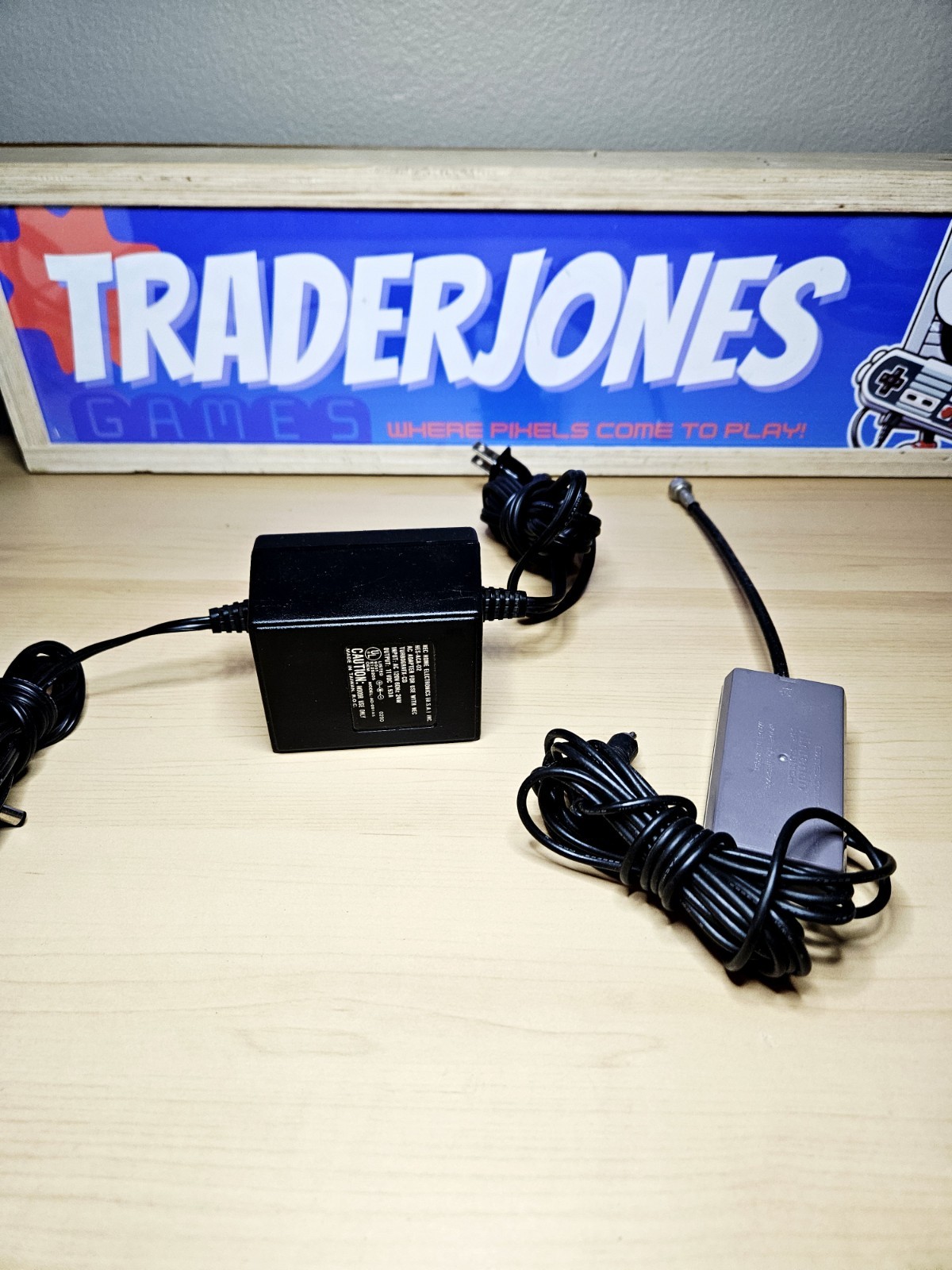 NEC TurboGrafx-16 Console W Controller & Cords Tested
