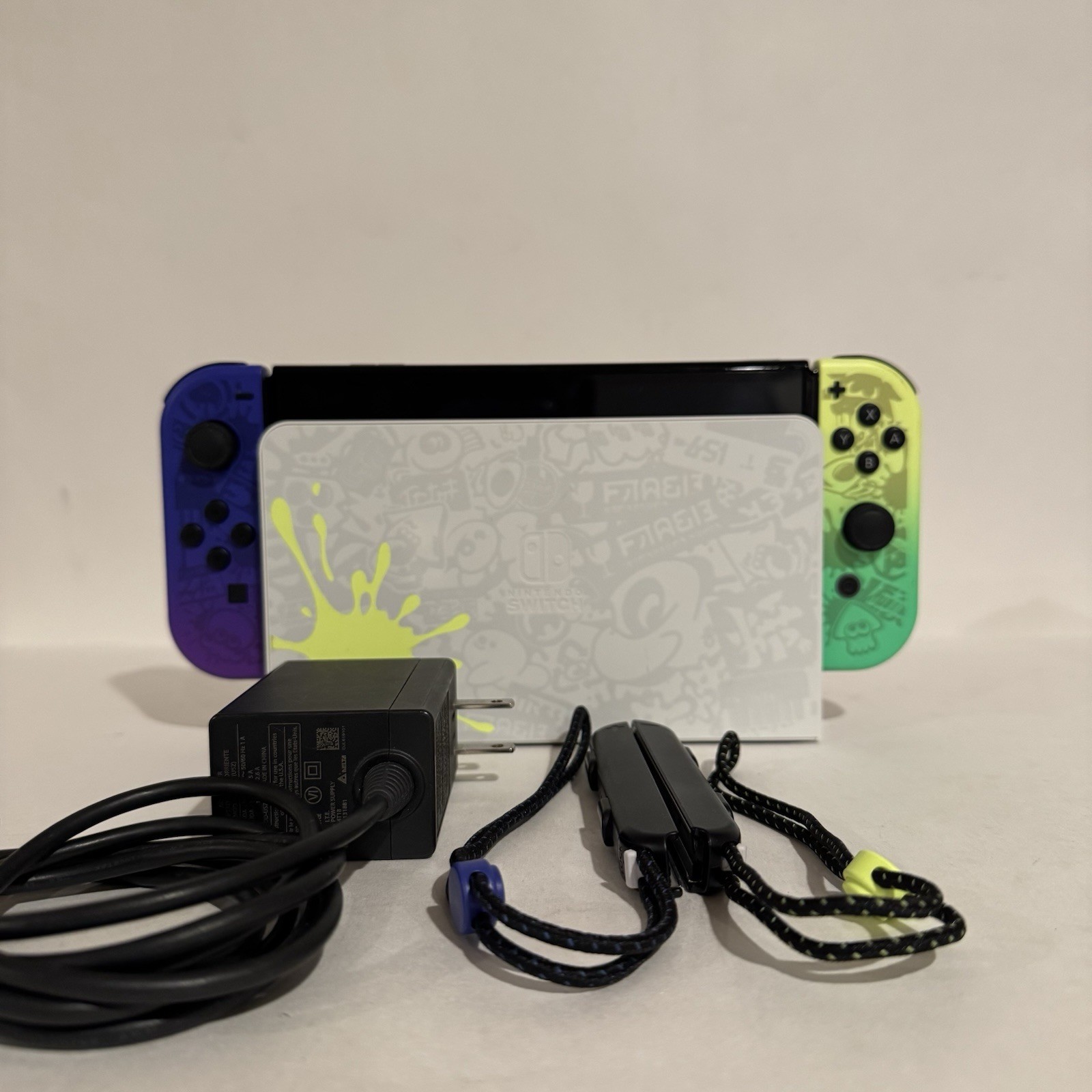 Nintendo Switch (OLED Model) HEG-001 Splatoon Edition – 64GB Excellent Condition