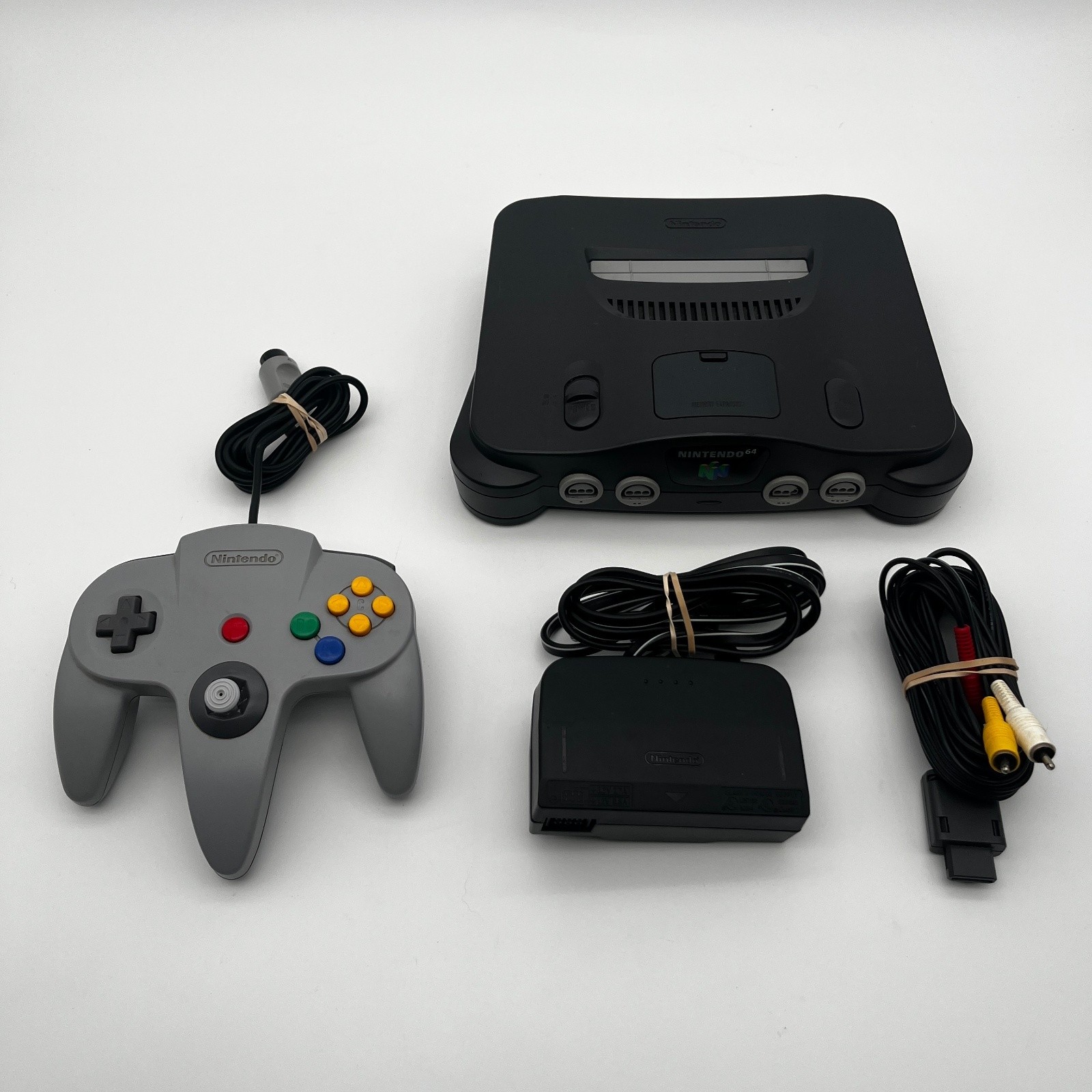 Nintendo 64 Video Game Console NUS-001 Gray W/ Cords Controller Memory Expansion
