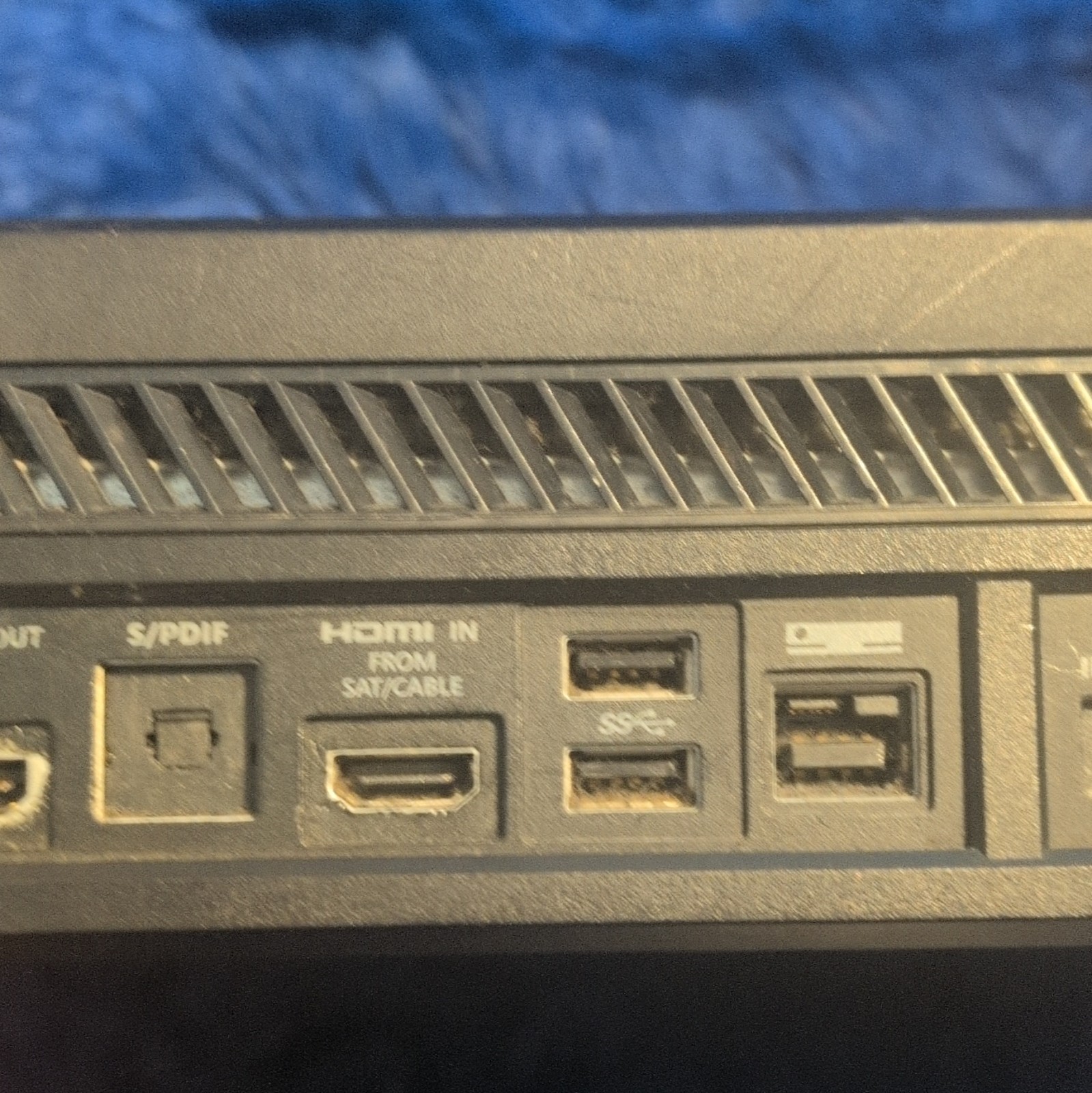 Microsoft Xbox One Console 1540 500GB Black Home Console 1080p FHD