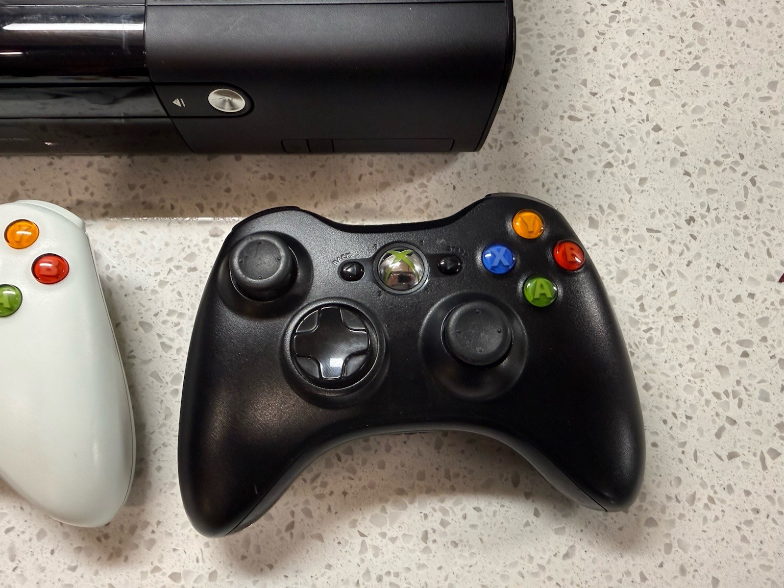 Microsoft Xbox 360 E System BLACK Video Game Console 4GB w/ 2 Controllers