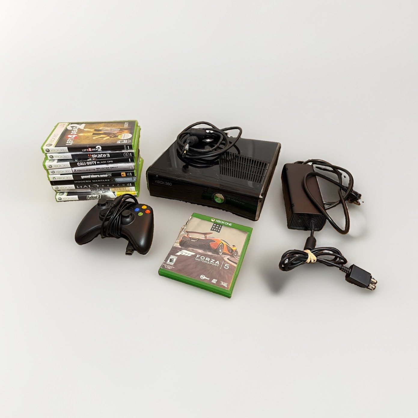 Microsoft Xbox 360 S 250GB Black Console Bundle w/ Controller, Power, Good Games