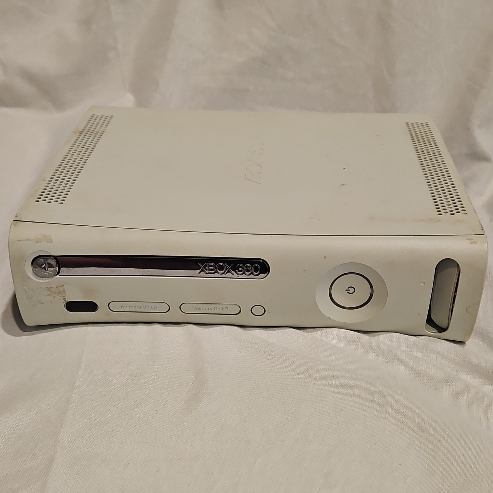 Microsoft Xbox 360 White Console Only 1080p HDMI/AV Dolby Digital NTSC-U/C