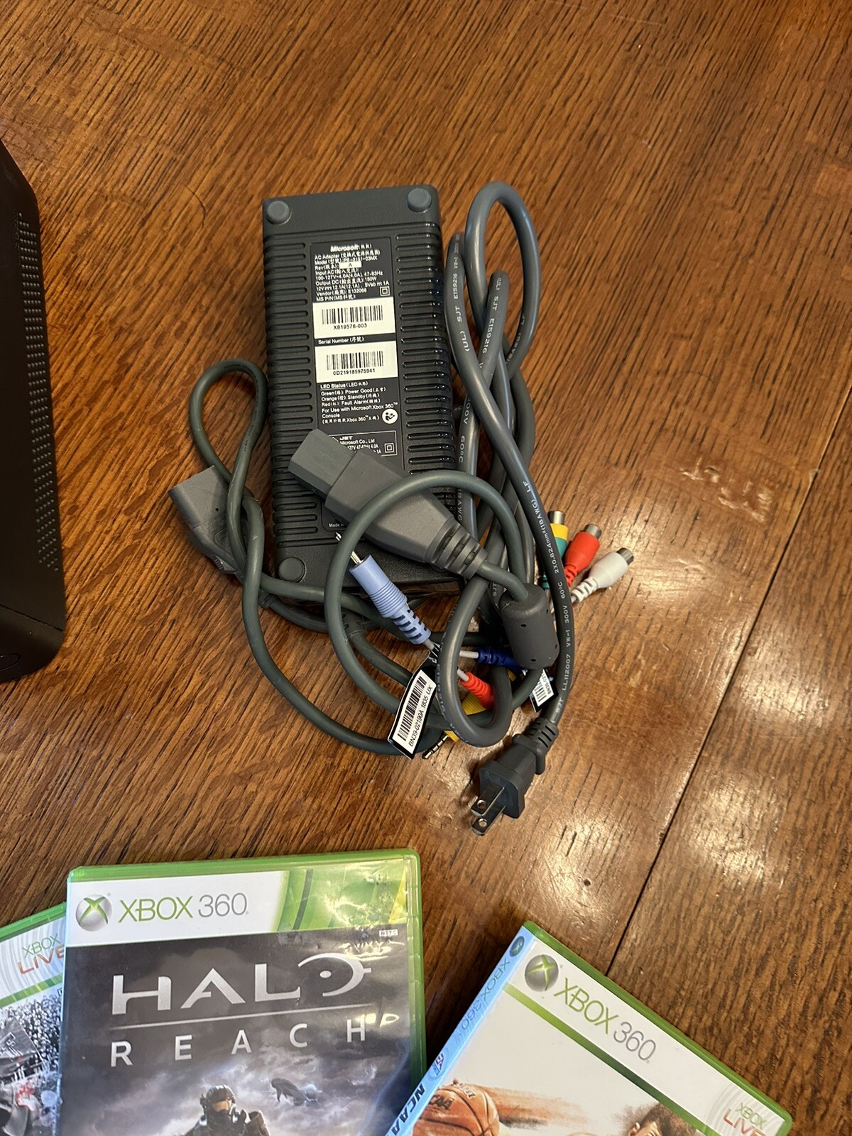 Microsoft Xbox 360 Elite Console – Black