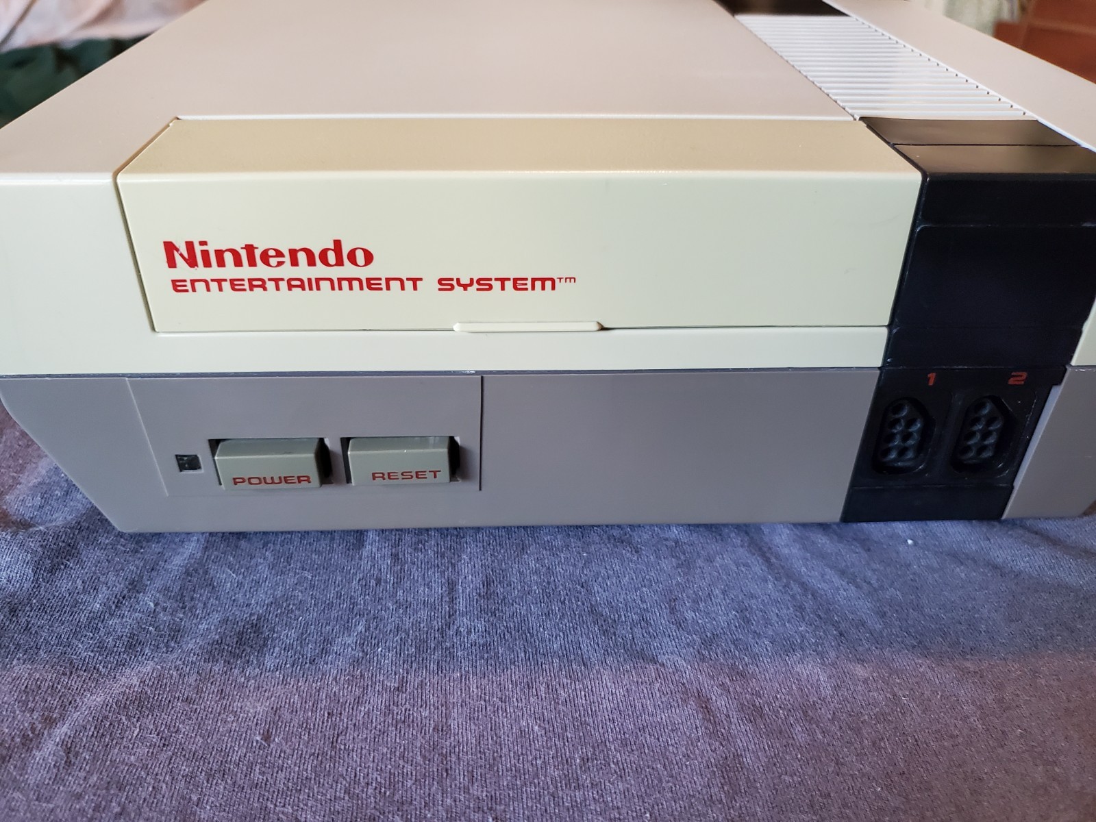 Nintendo Entertainment System (NES-001) Fully Functional, WITH Accessories