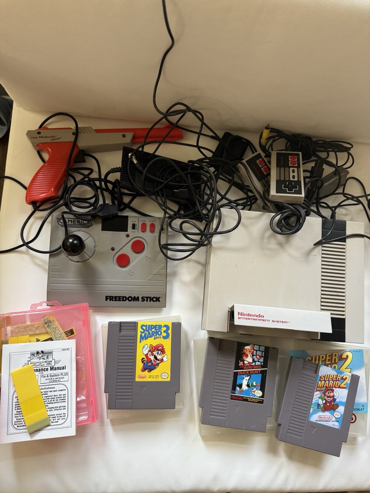 Nintendo NES Console Bundle Tested And Working