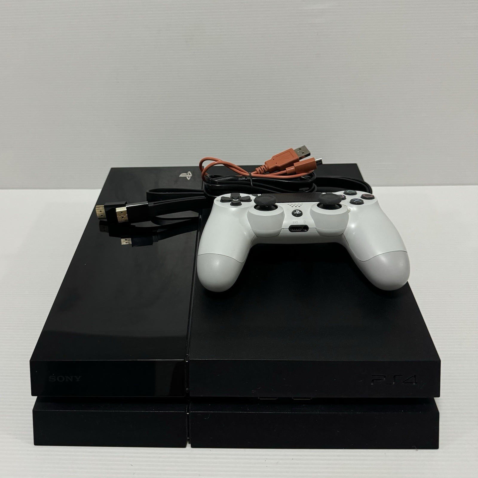 Sony PlayStation 4 Console PS4 500G CUH-1102A & Controller
