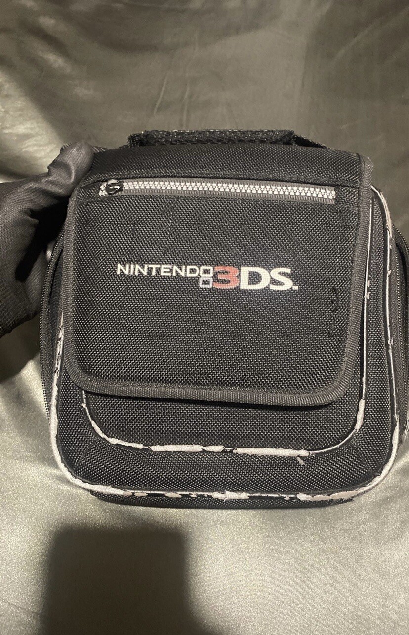 Nintendo 3DS Handheld System – Flame Red