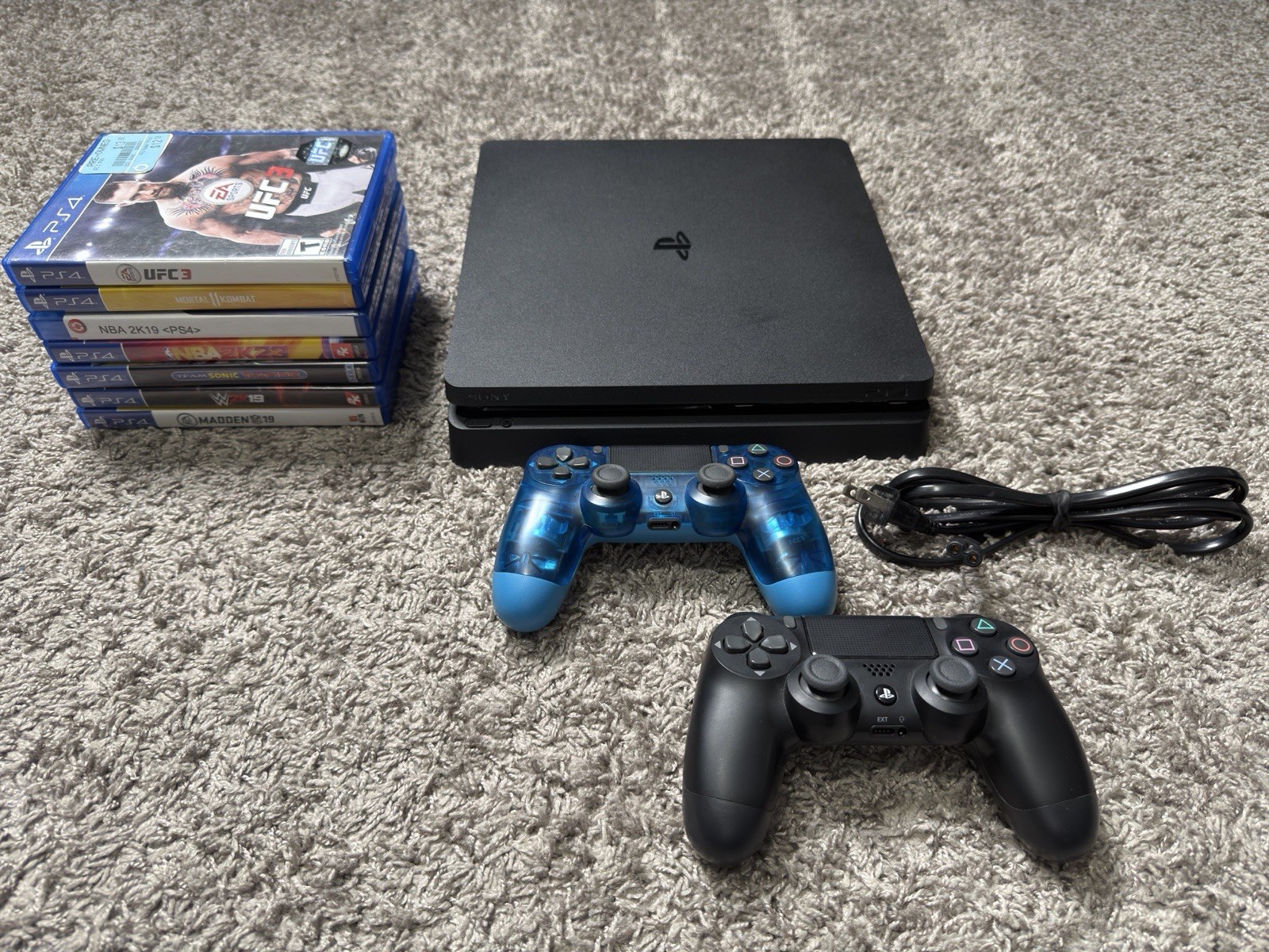 Sony PS4 Slim Black 500GB Console Bundle CUH-2015A w/ 2 Controllers & 7 Games