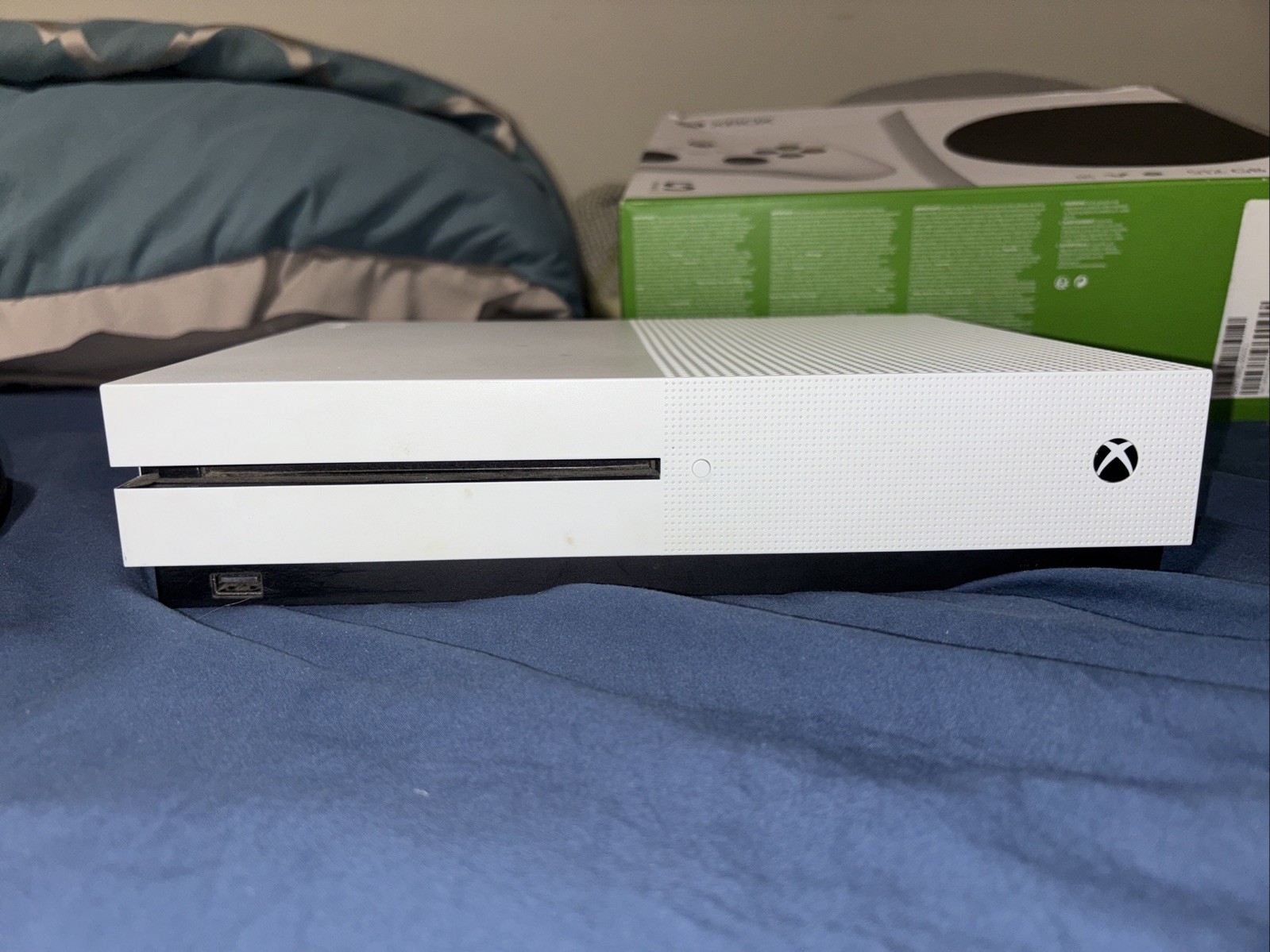 Microsoft Xbox One S White Console (RRS00095)