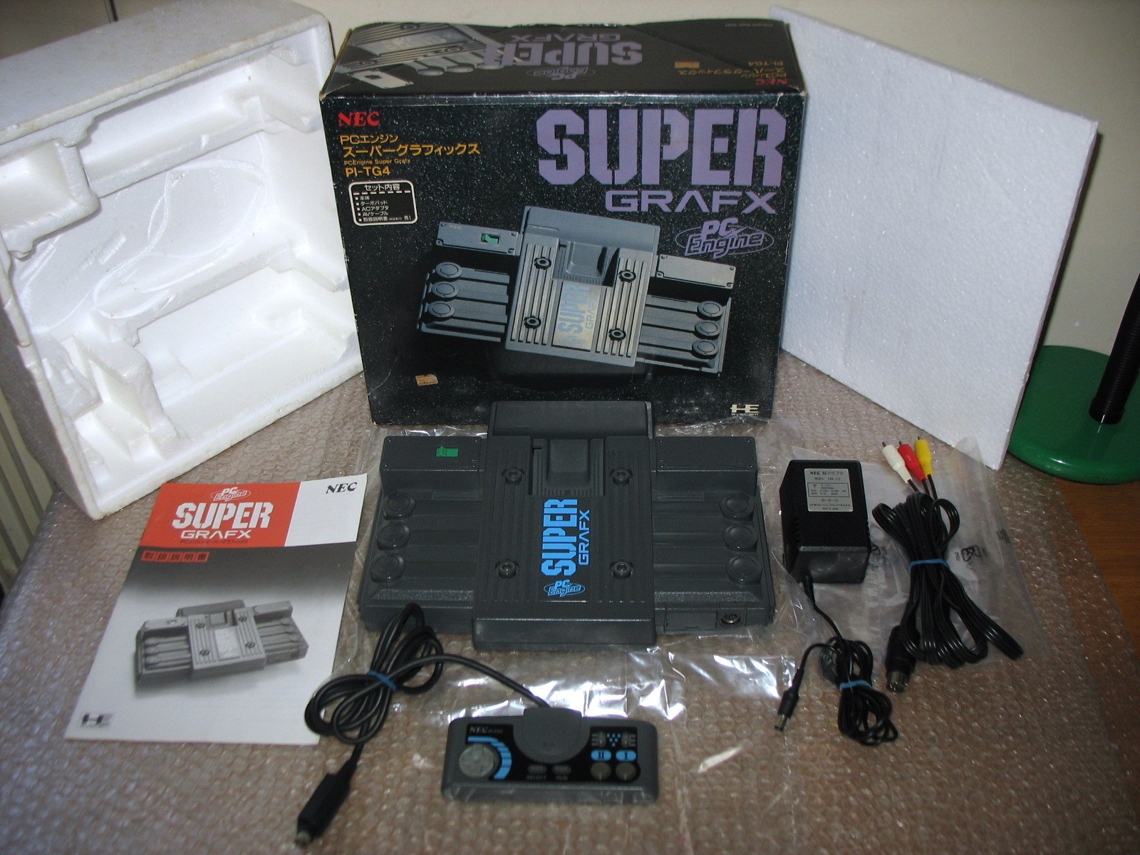 BOXED NEC PC ENGINE SUPER GRAFX CONSOLE JAP IMPORT!