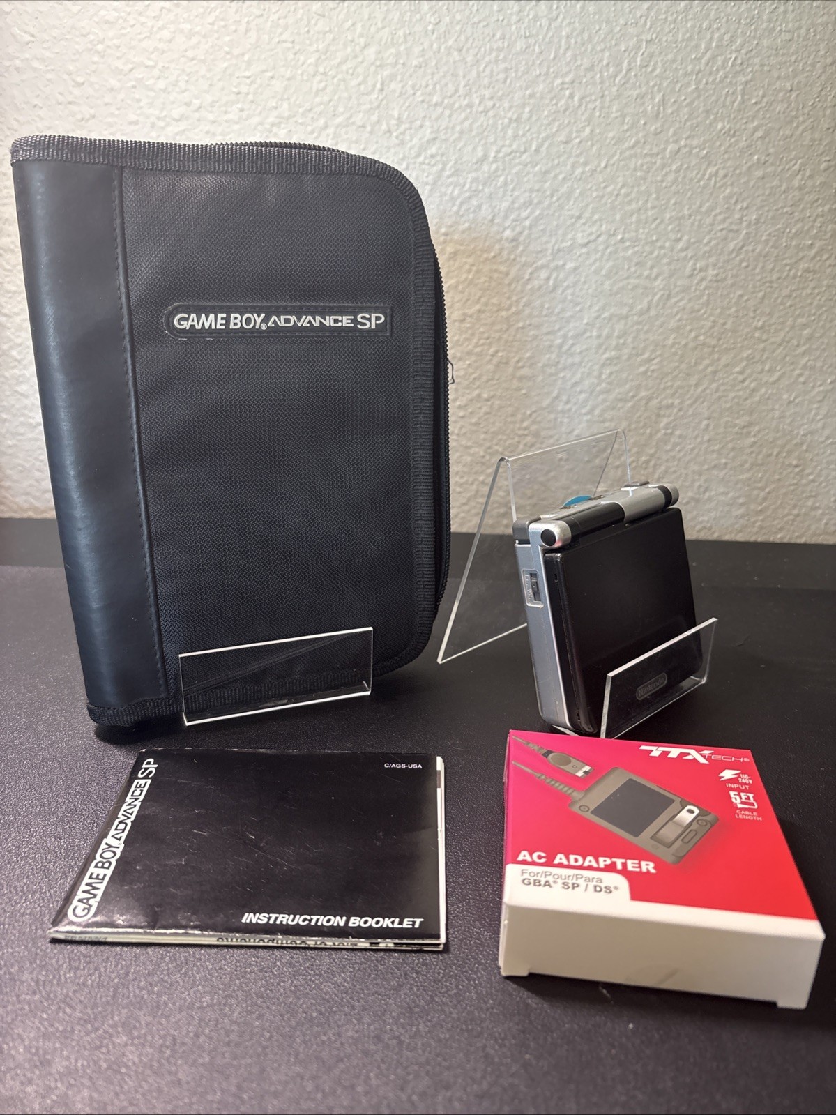 Nintendo Gameboy Advance SP AGS001 Onyx & Platinum Console Tested Working W/Case