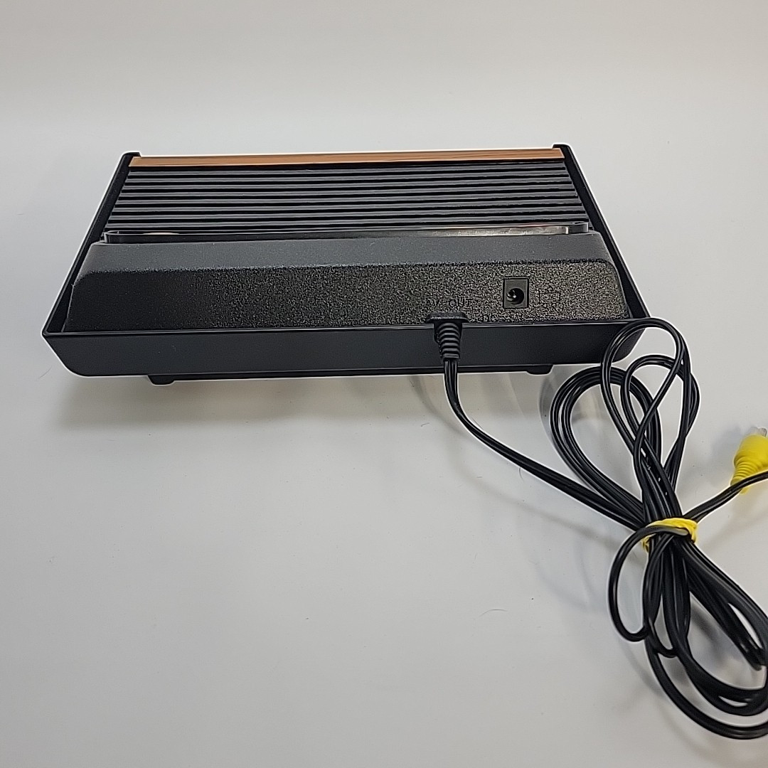 Atari Flashback 8 Classic Game Console – Tested and Working 100+ Built In Games