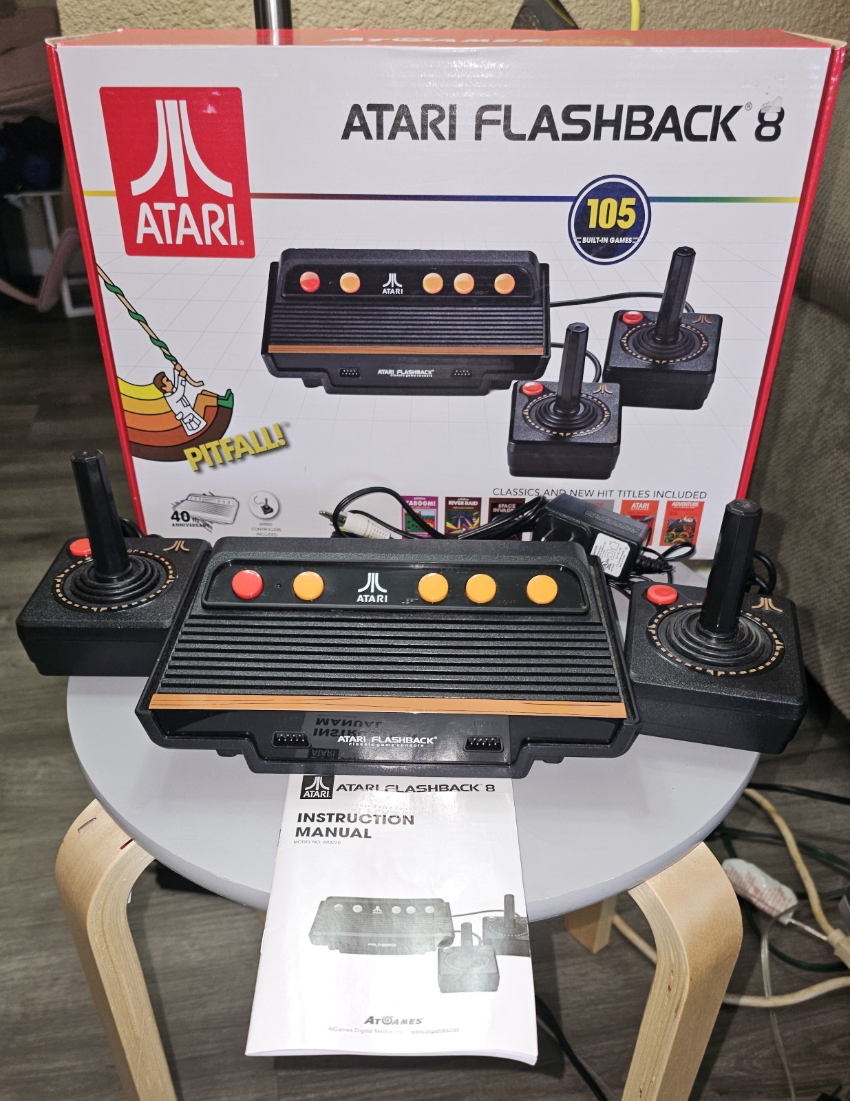 Atari Flashback 8 Classic Game Console 105 Built In Games in Box Tested