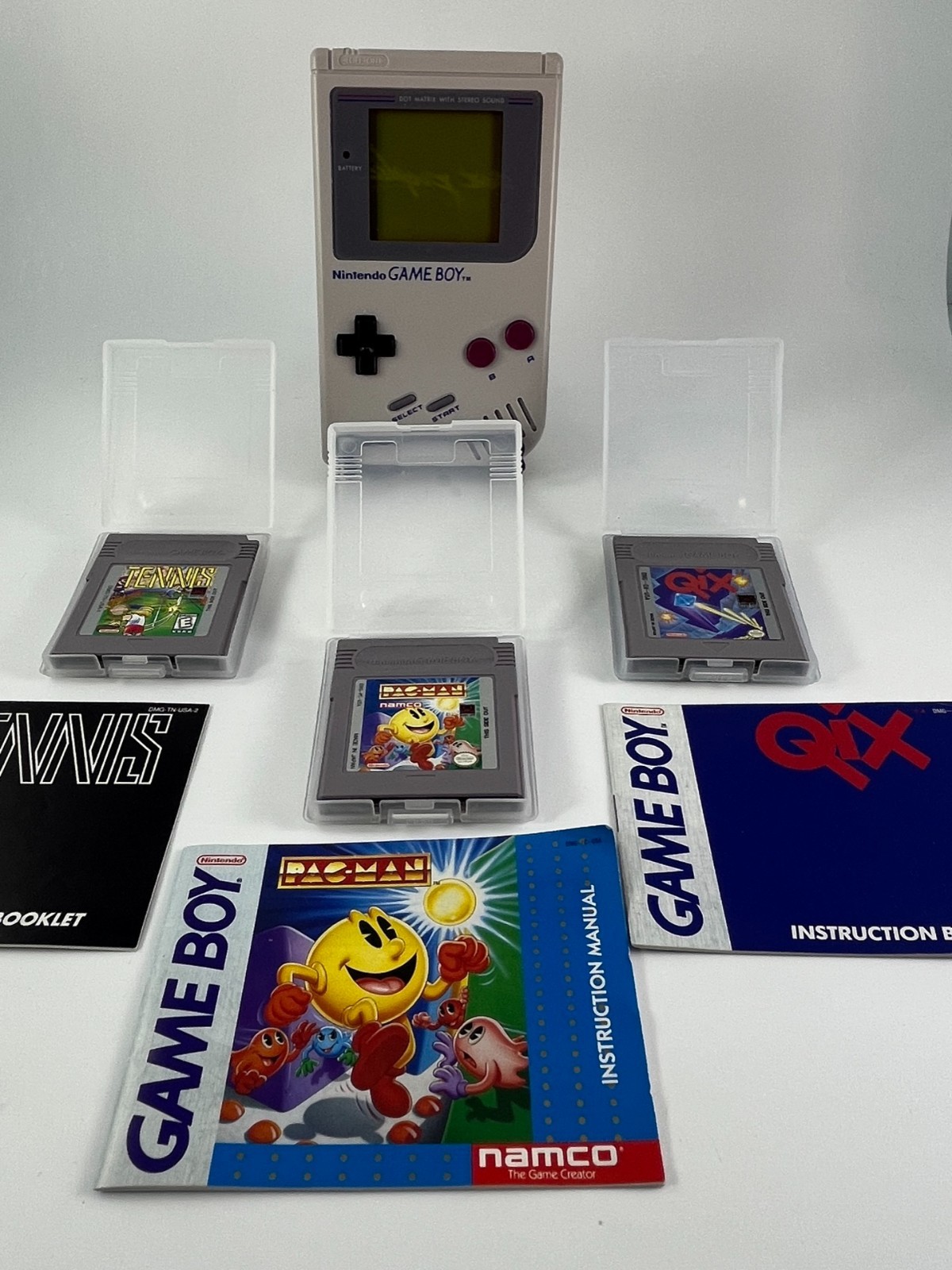 Nintendo Game Boy Handheld System Gray DMG-01 Bundle W 3 Games & Manuals
