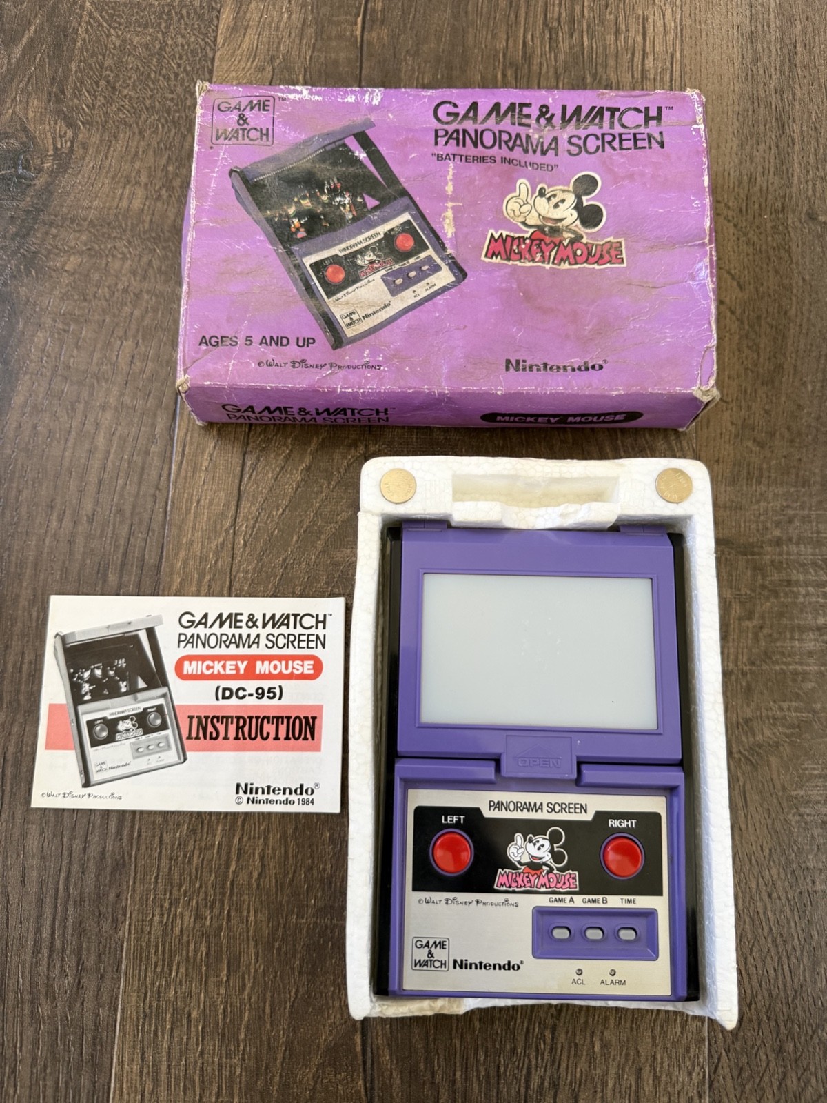 1984 Mickey Mouse Panorama Screen Nintendo Game and Watch CIB