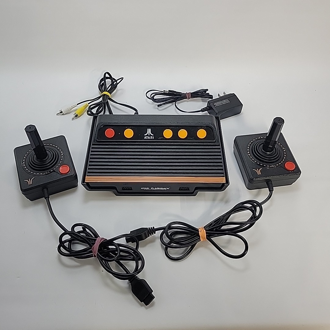 Atari Flashback 8 Classic Game Console – Tested and Working 100+ Built In Games