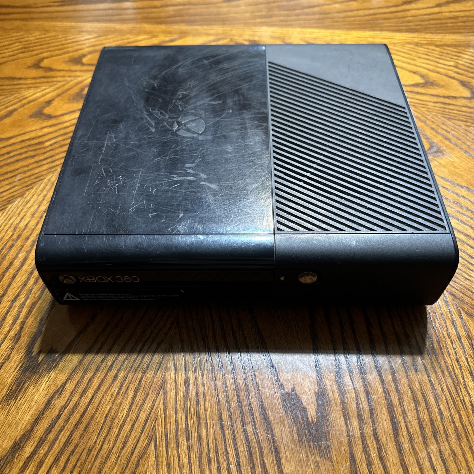 Xbox 360 E 4GB Model 1538 Console For Parts UNTESTED