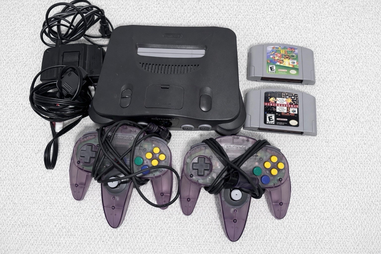 Nintendo 64 Console – with controllers – Super Mario – Memory Expansion Pack