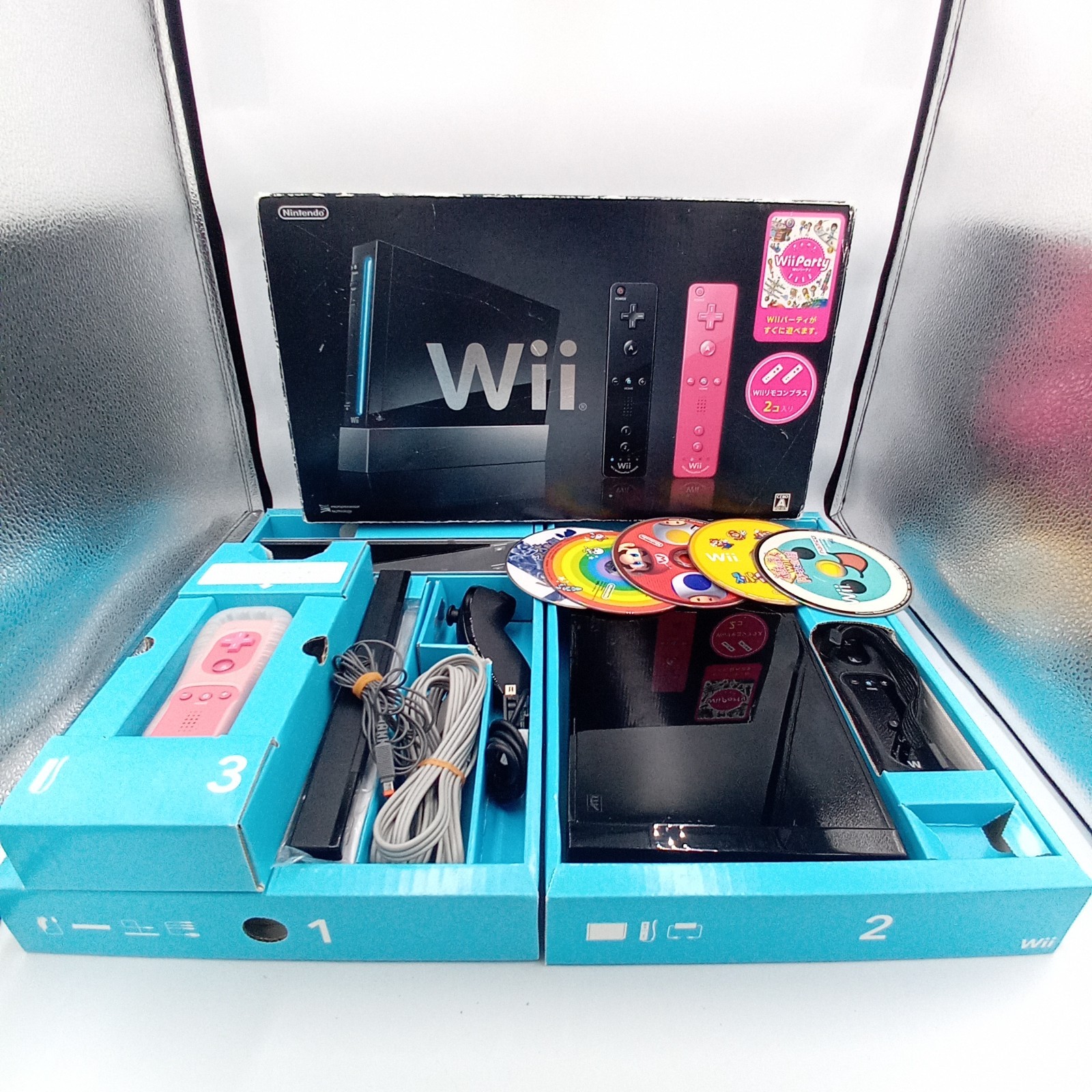 Nintendo Wii Black Console RVL-001 Boxed With Controllers Japan Tested