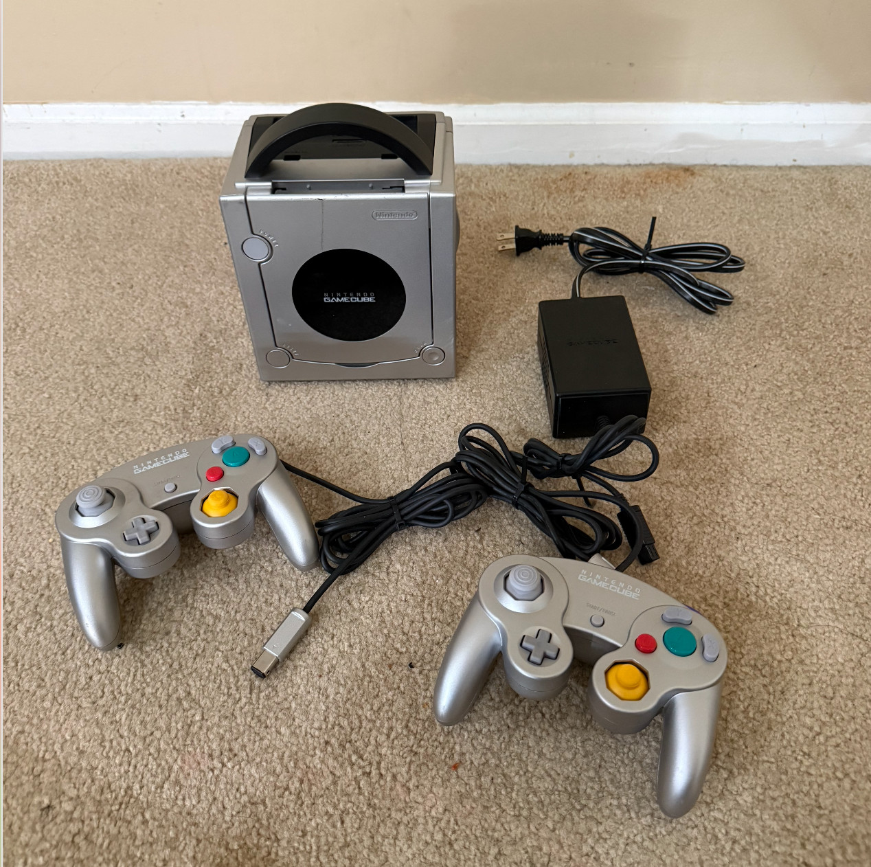 Nintendo GameCube DOL-001 Silver Console Game Boy Player 2 Controllers + Madden