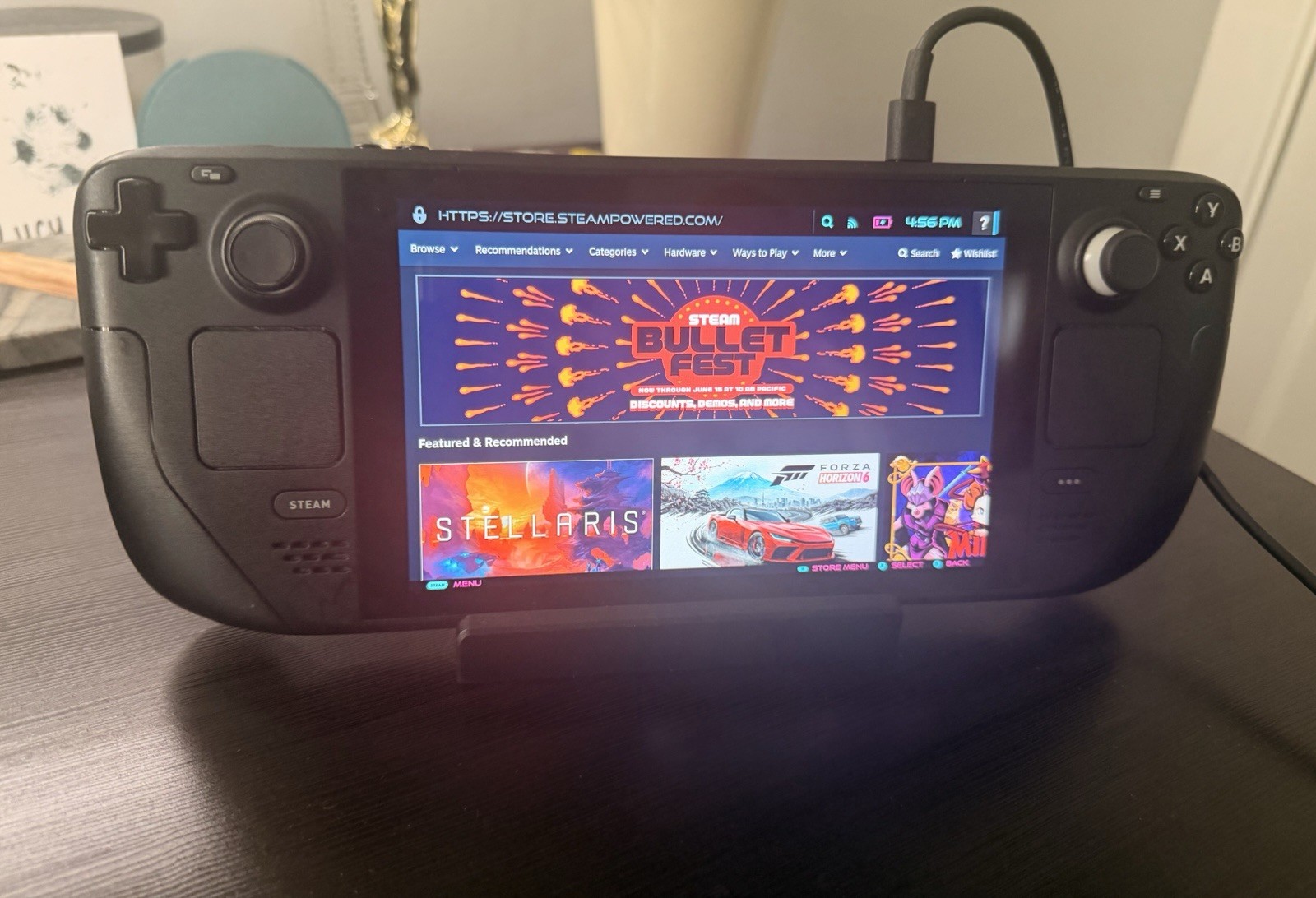 Valve LCD Steam Deck Handheld Console Black Wi‑Fi USB‑C w/ Adapter and Dock 1TB